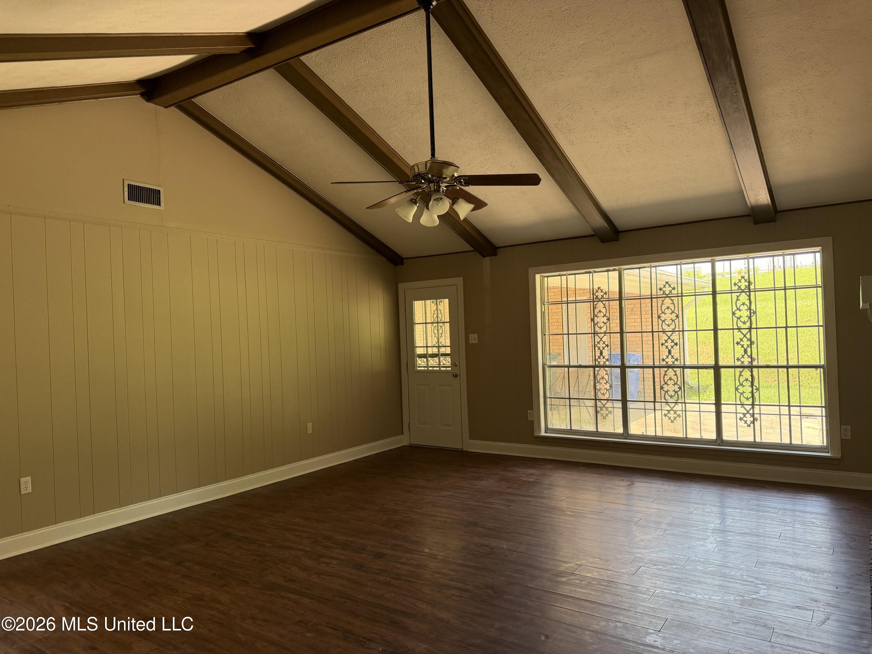 127 N Temple Property Photo 8