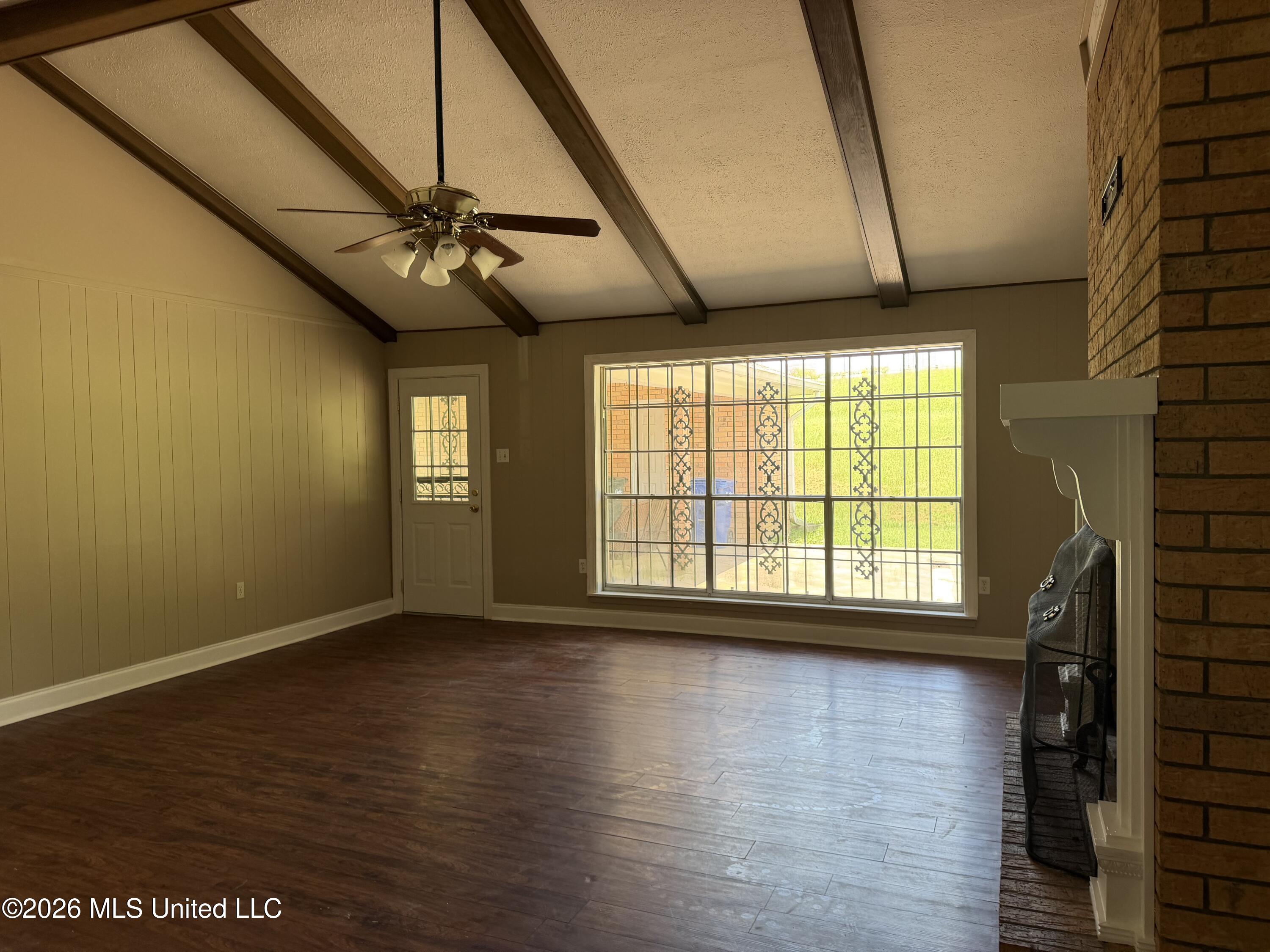 127 N Temple Property Photo 9