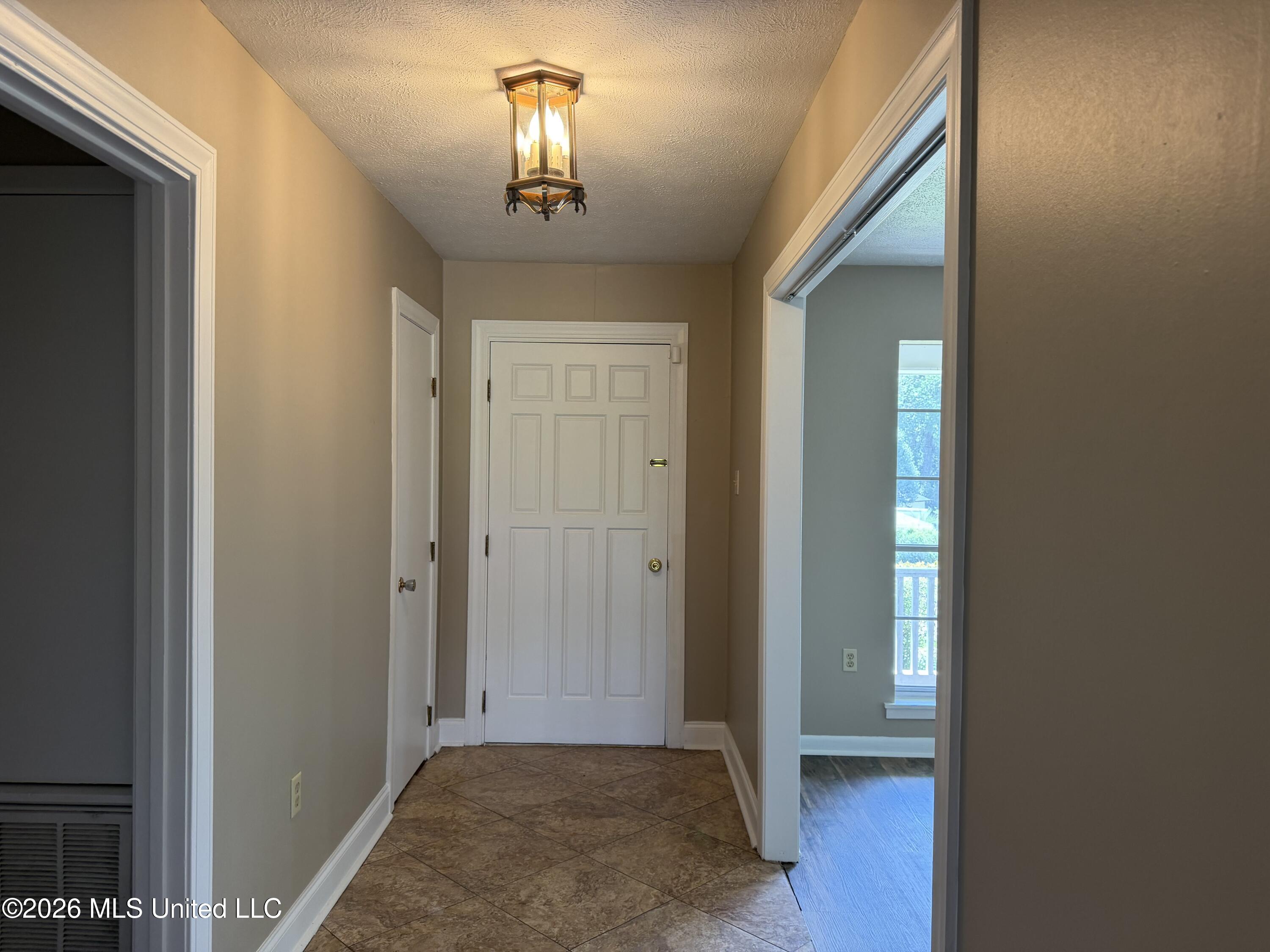 127 N Temple Property Photo 11