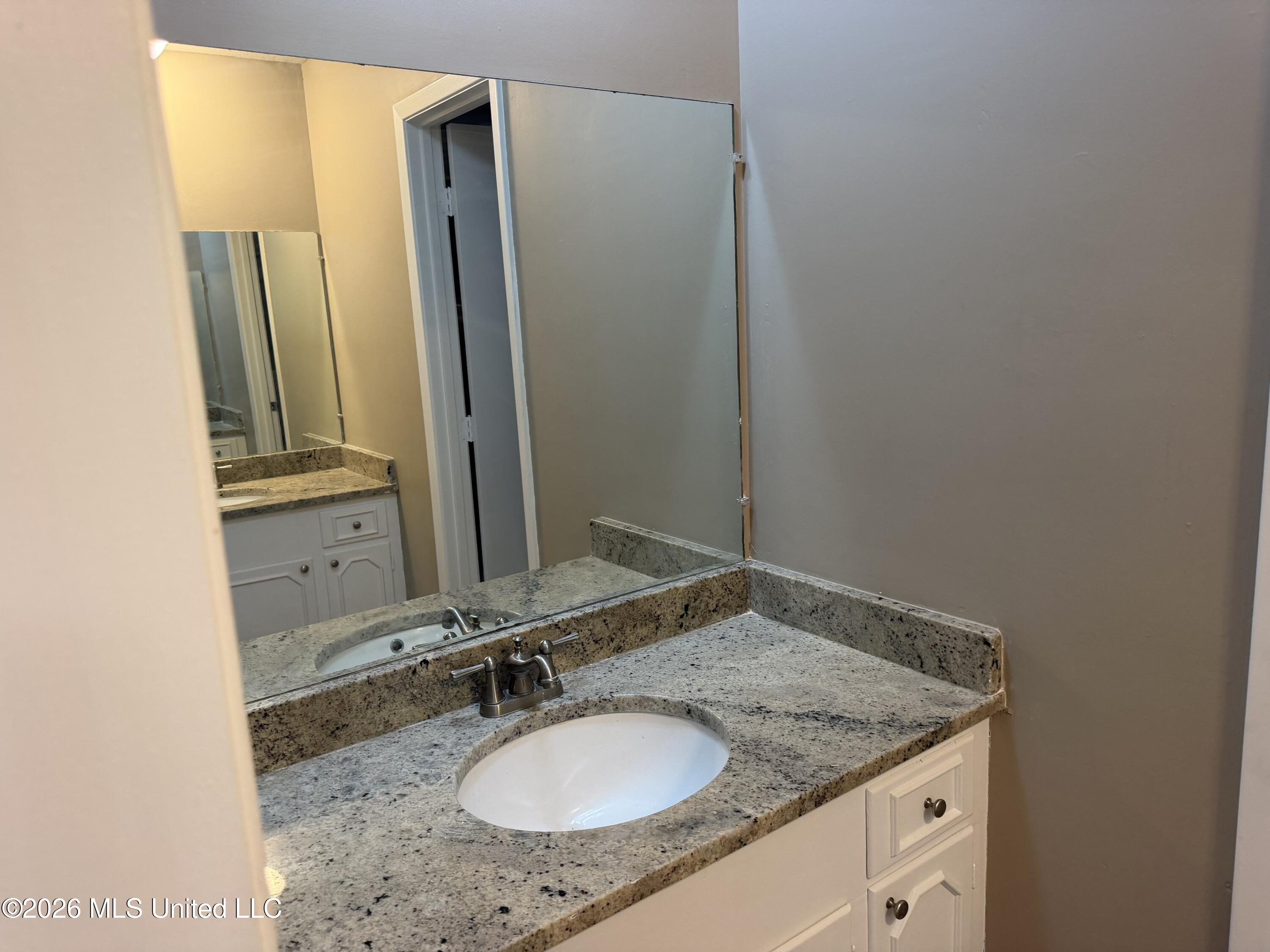 127 N Temple Property Photo 13