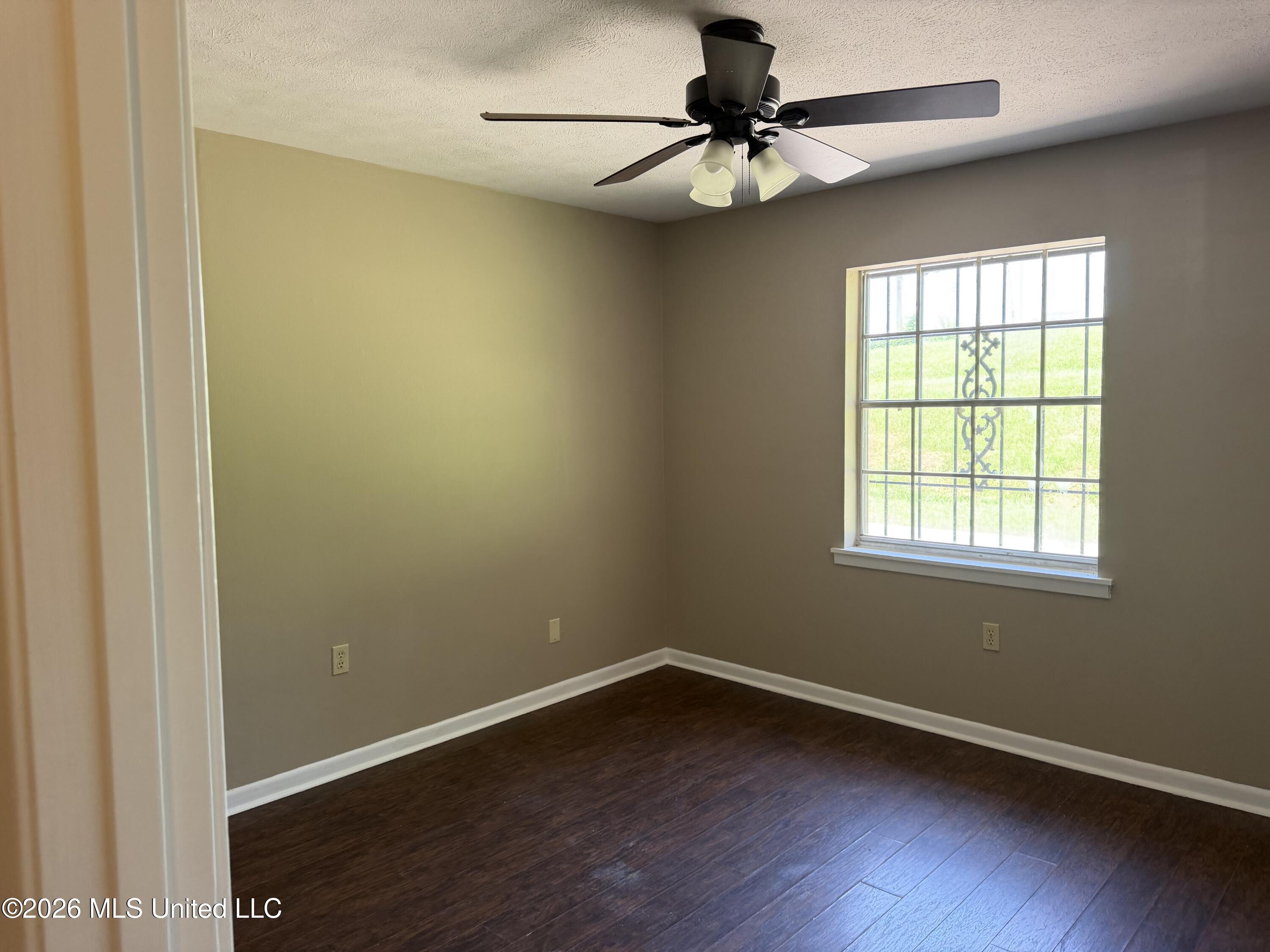 127 N Temple Property Photo 14