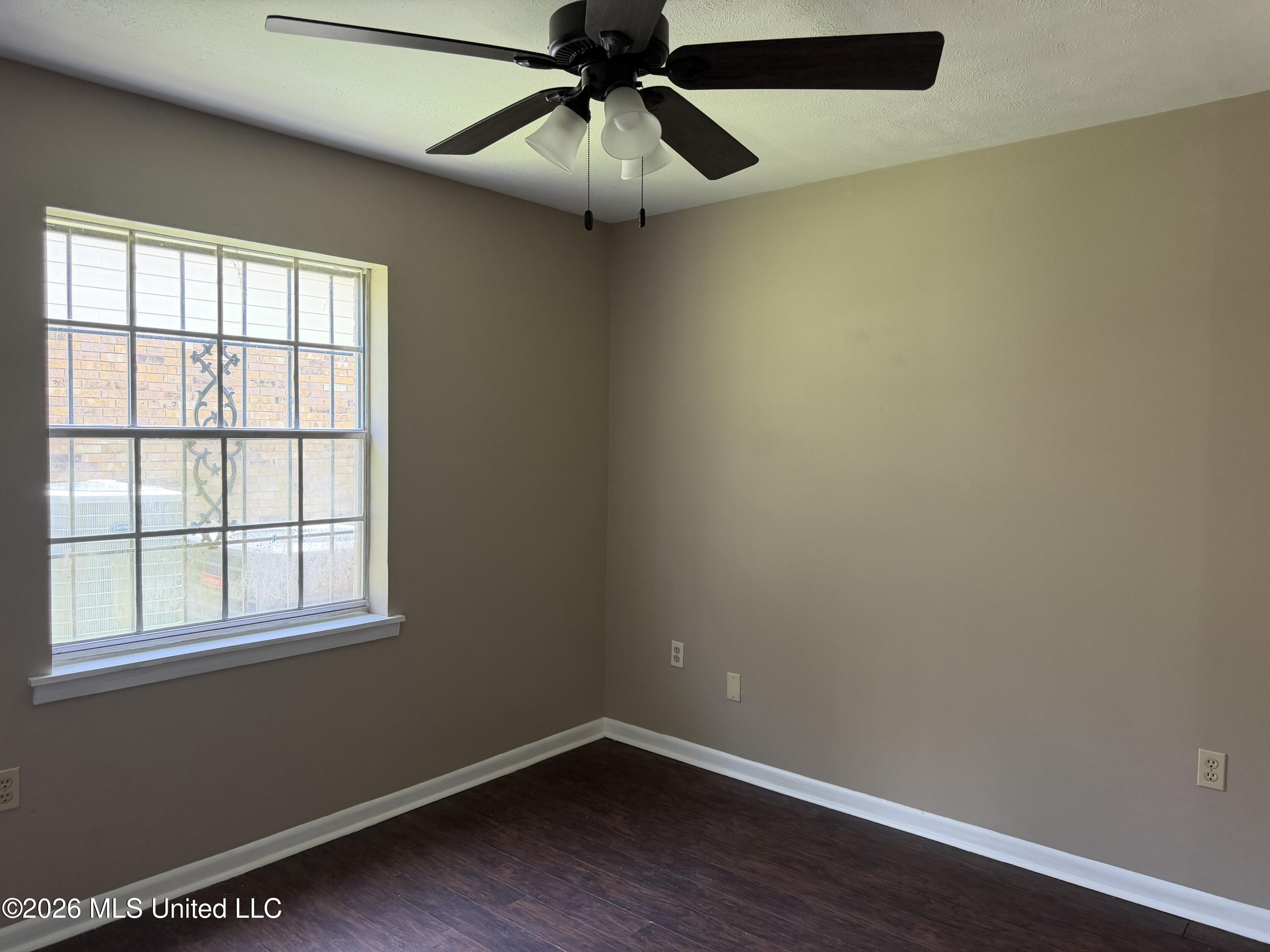 127 N Temple Property Photo 16