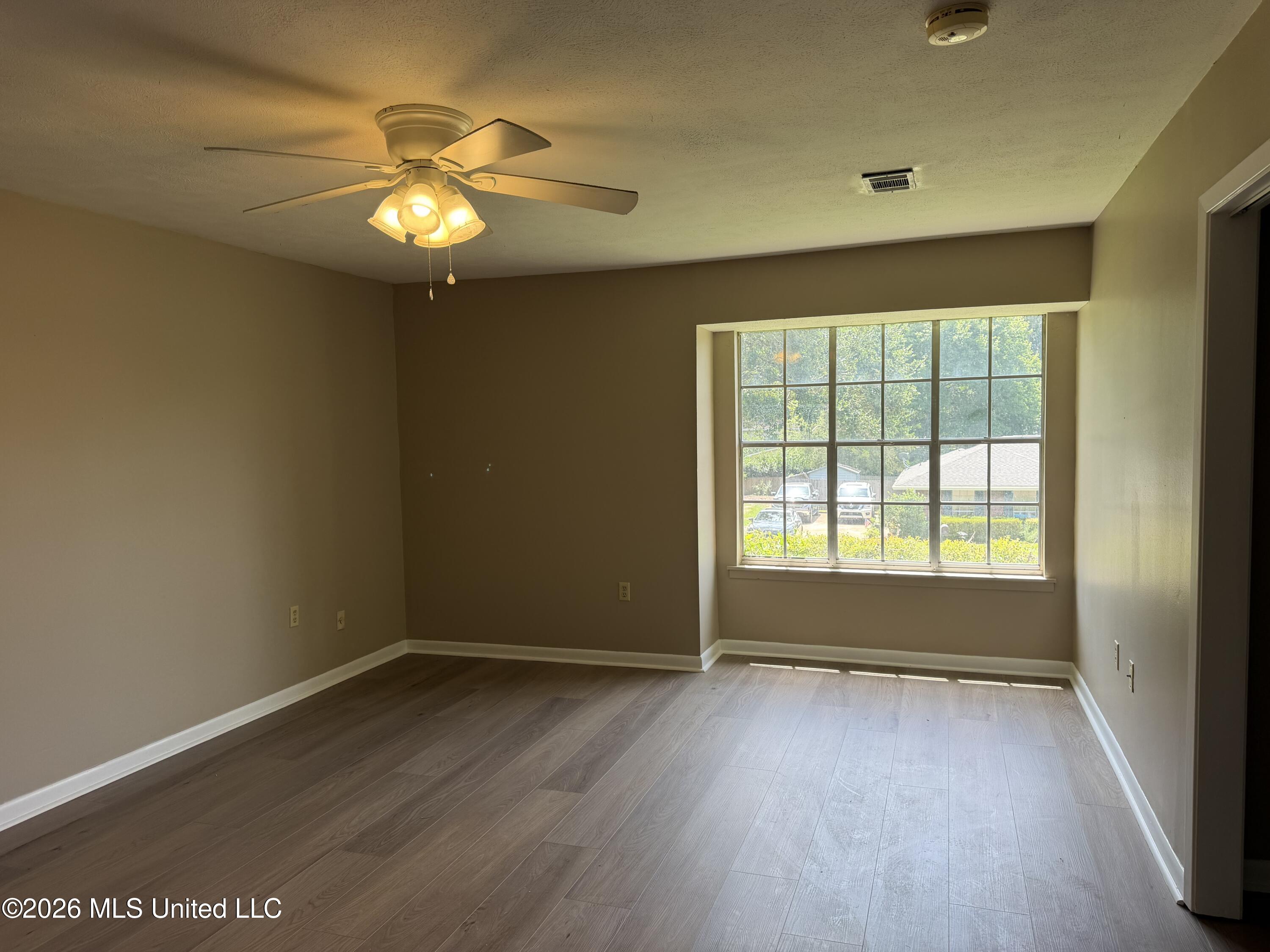 127 N Temple Property Photo 19