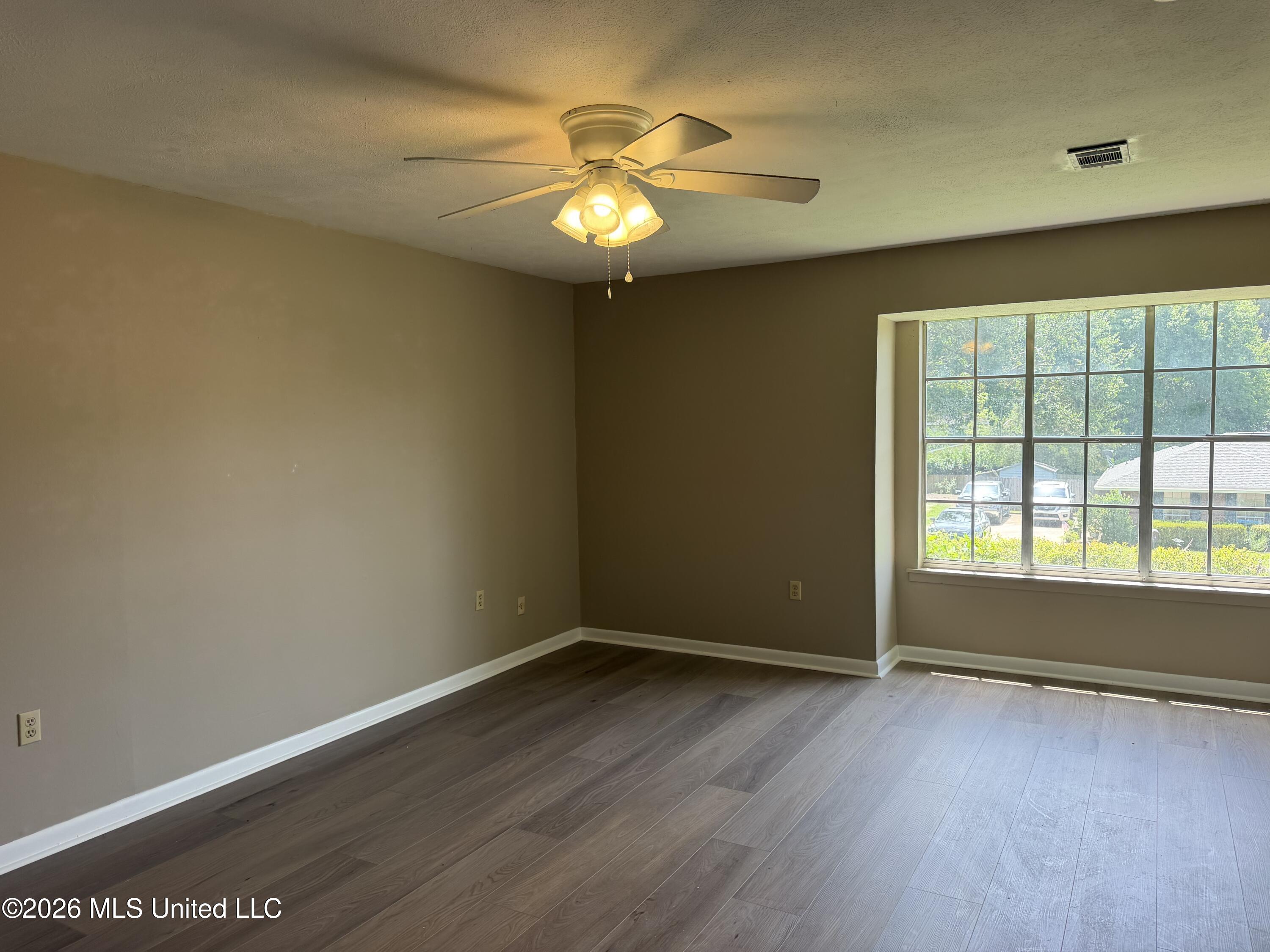 127 N Temple Property Photo 20