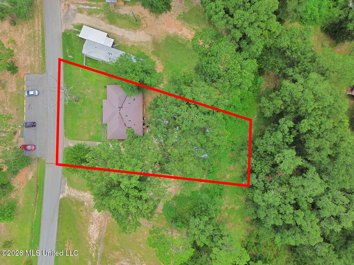 446 Park Street Property Photo 4