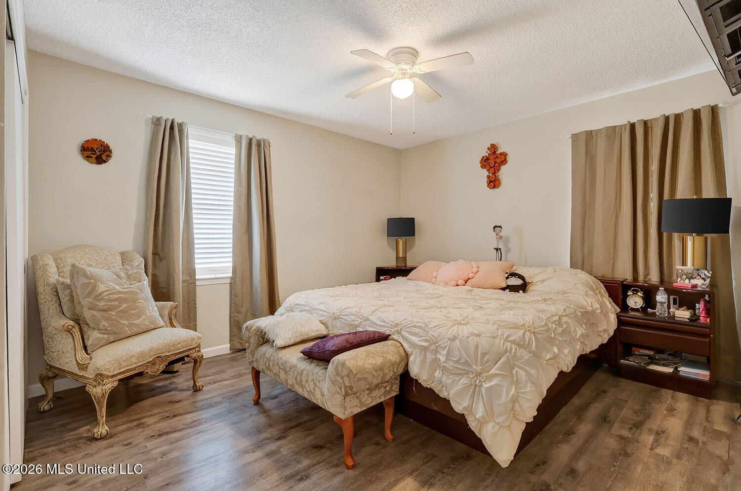 446 Park Street Property Photo 10