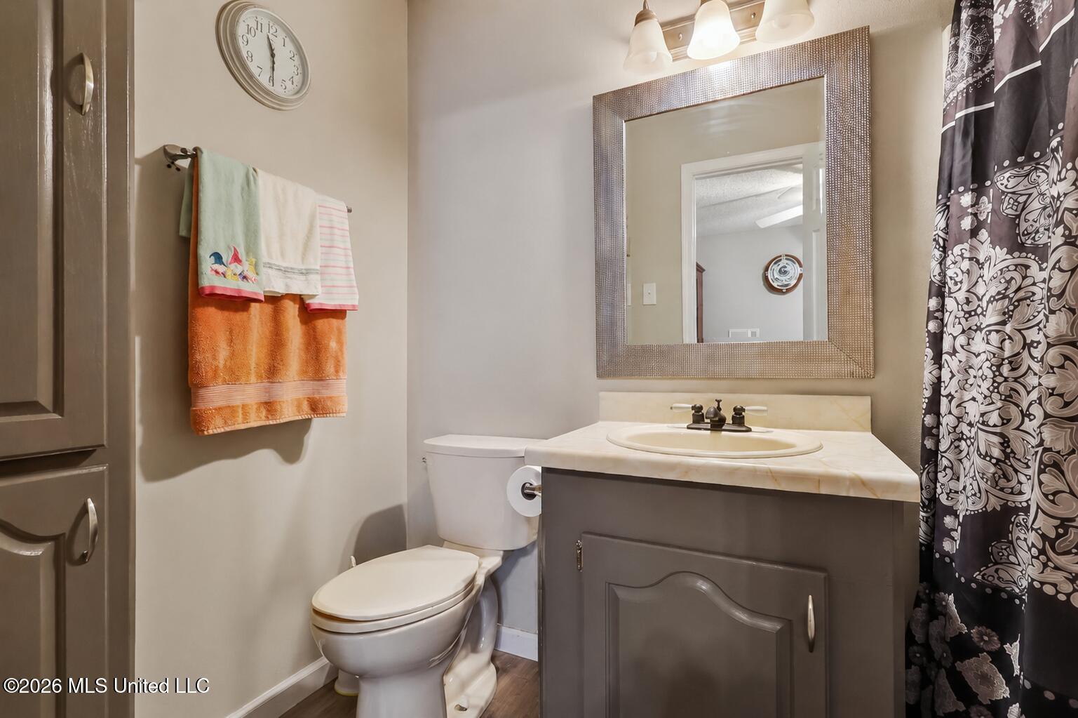 446 Park Street Property Photo 11