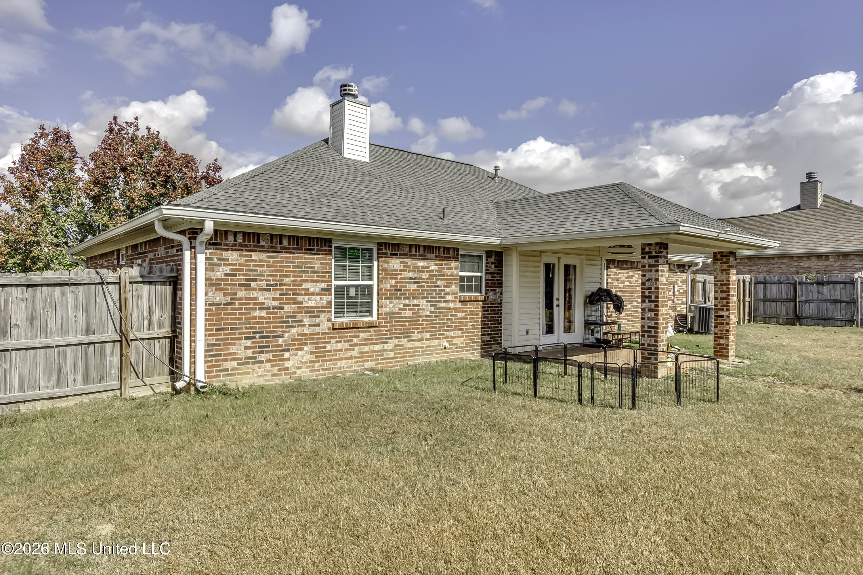 217 White Oak Place Property Photo 7