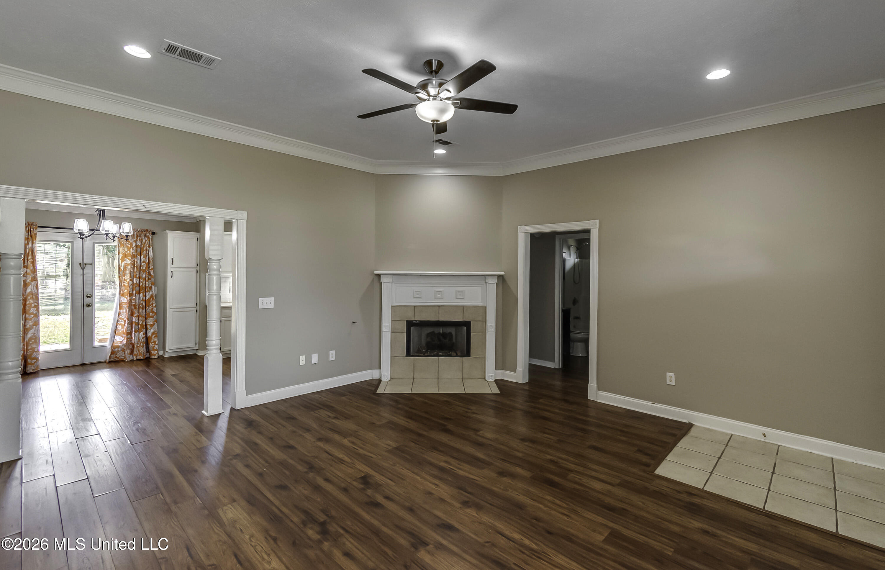 217 White Oak Place Property Photo 28