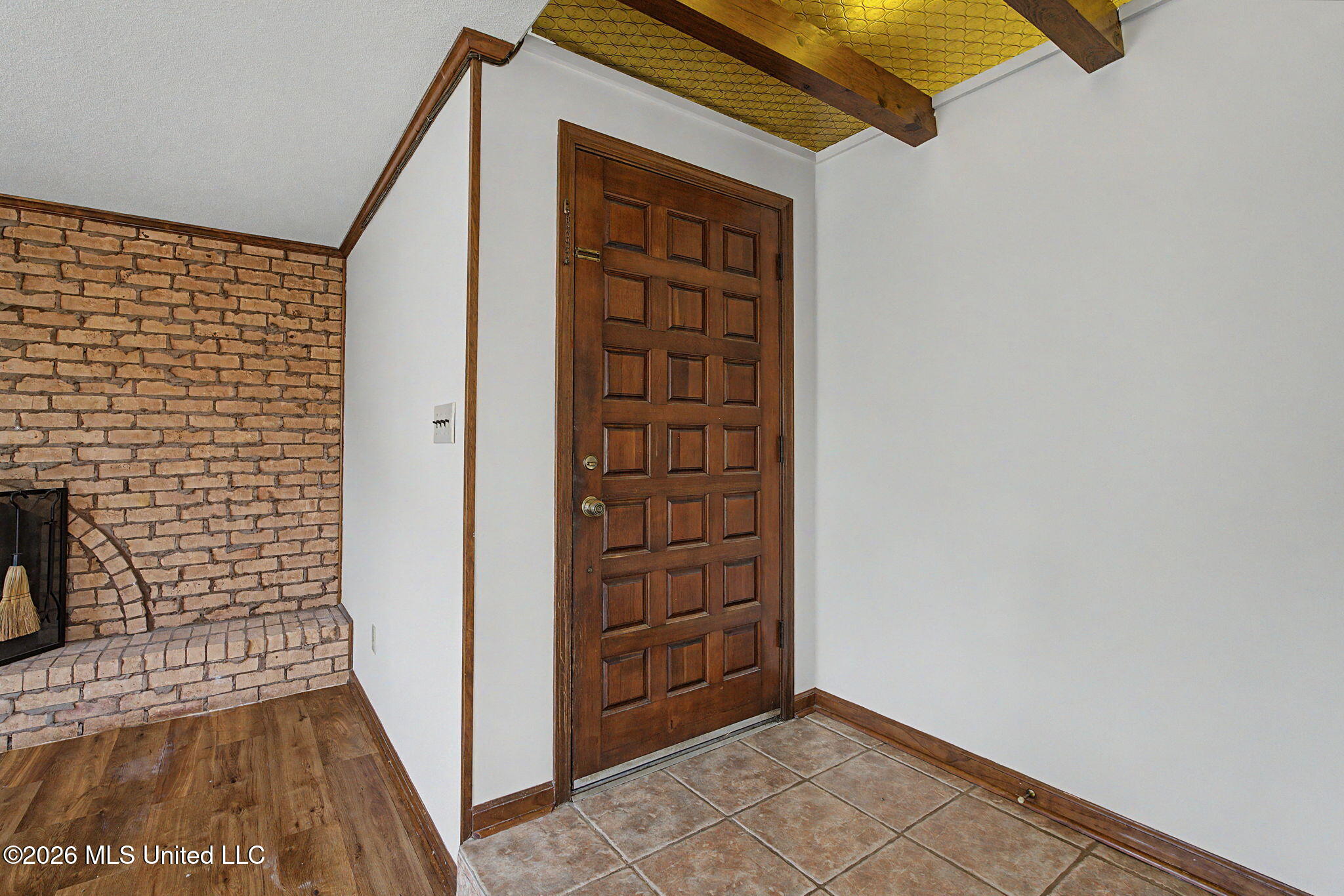 768 N Farmington Drive Property Photo 7