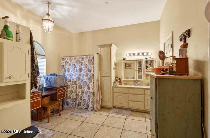 6918 Highway 11 Property Photo 30
