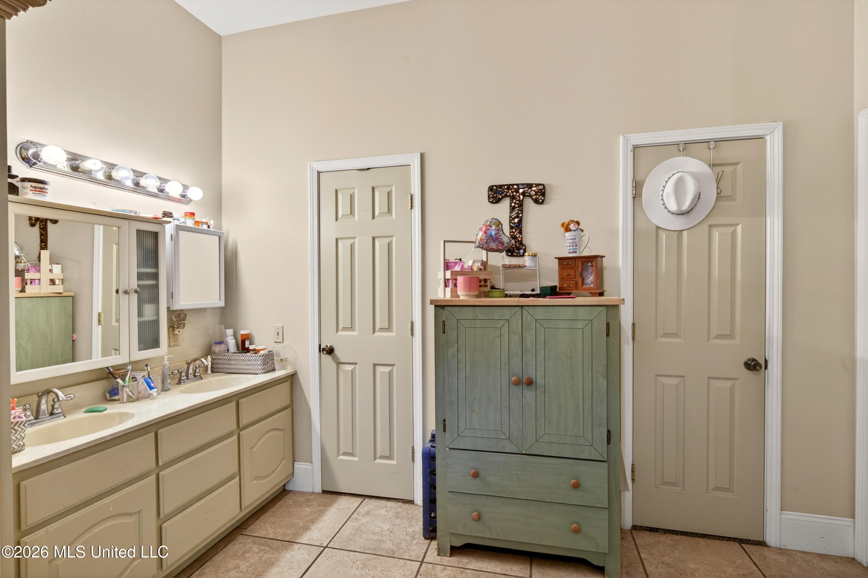 6918 Highway 11 Property Photo 32