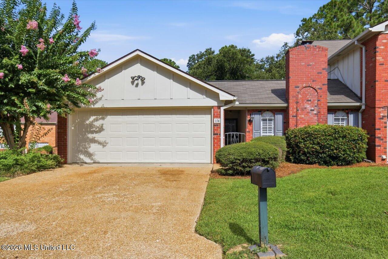 174 Pleasant Grove Drive Property Photo 2