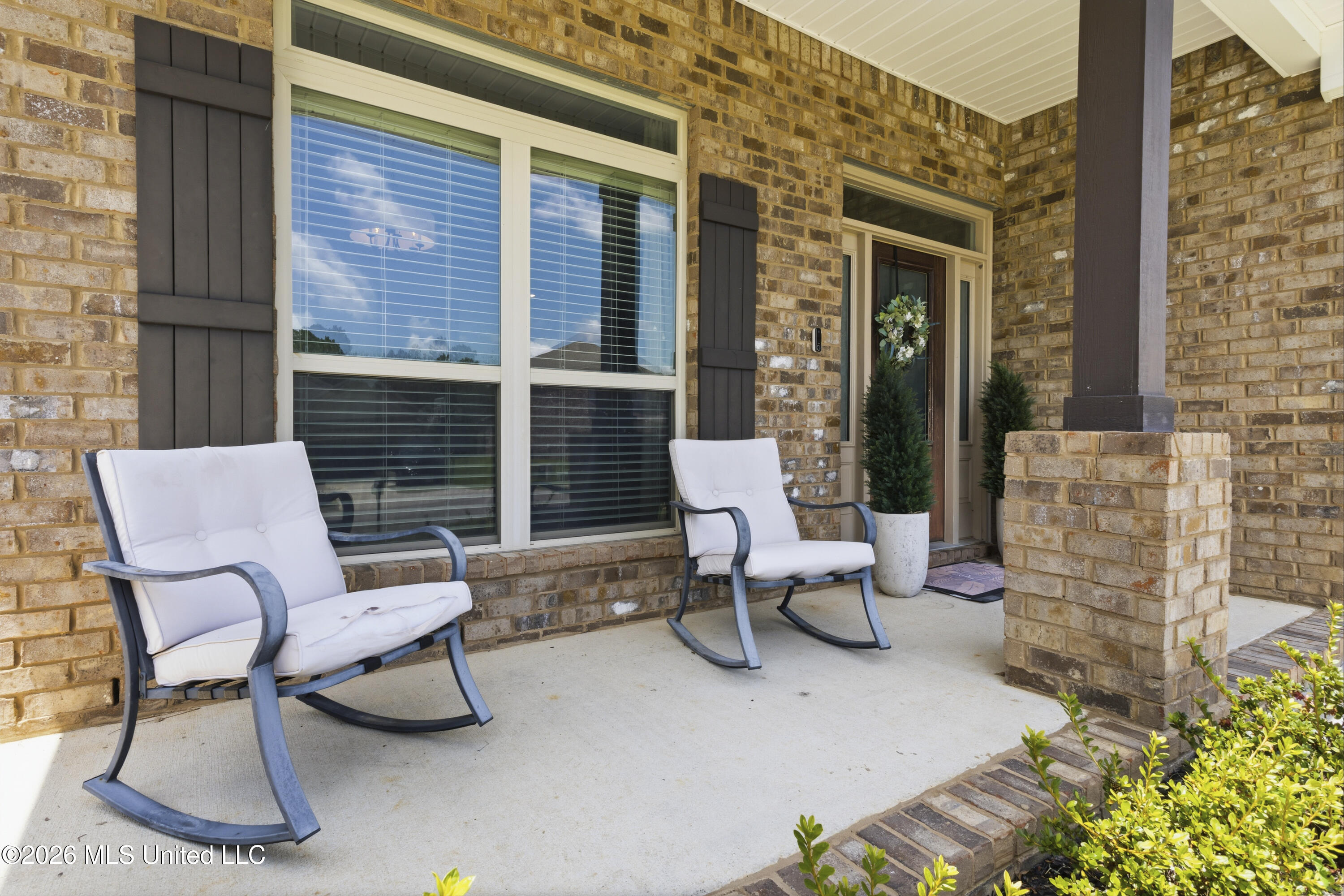 7128 Glen Eagle Drive Property Photo 5