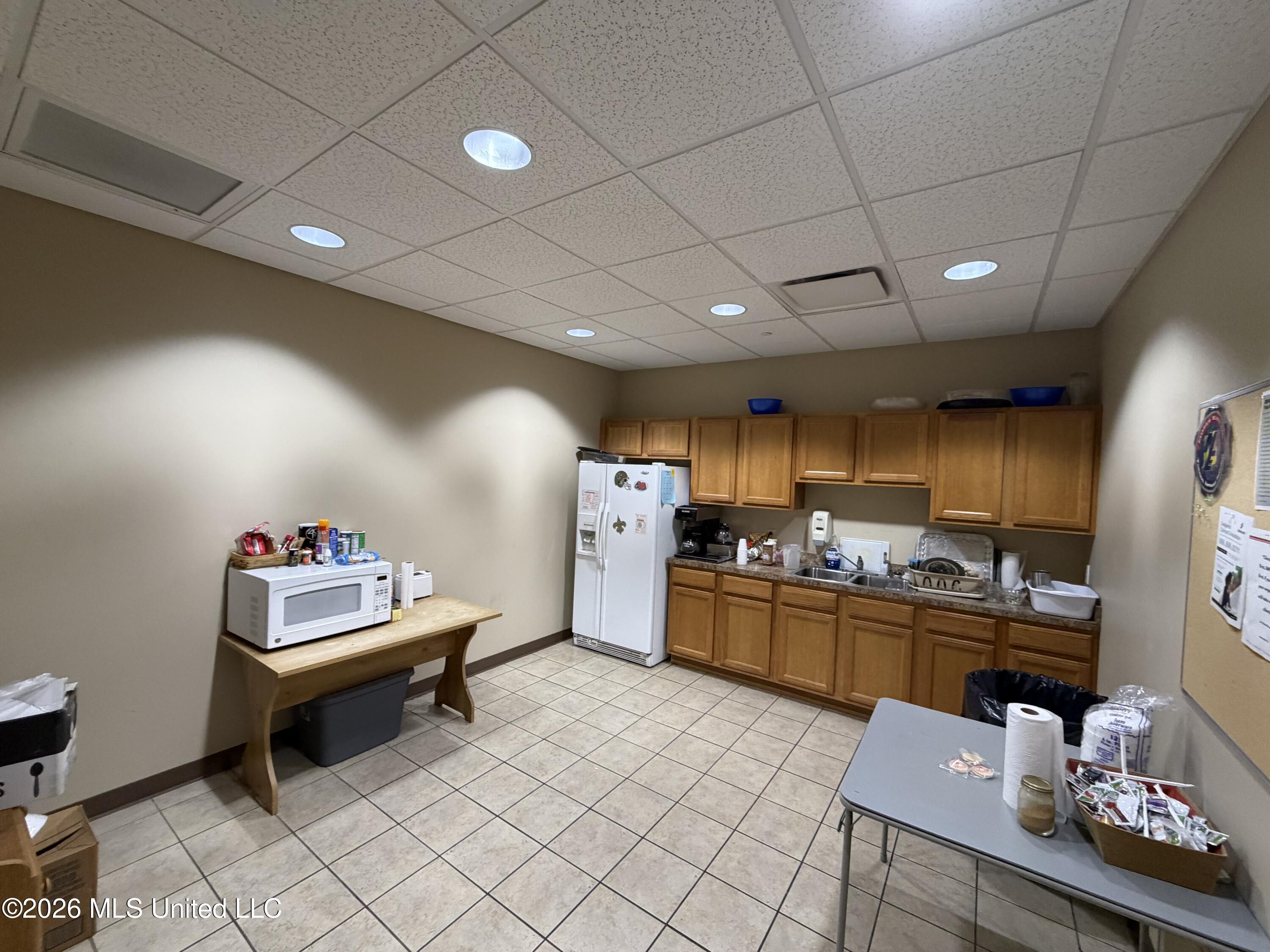 14049 Fastway Lane Property Photo 9