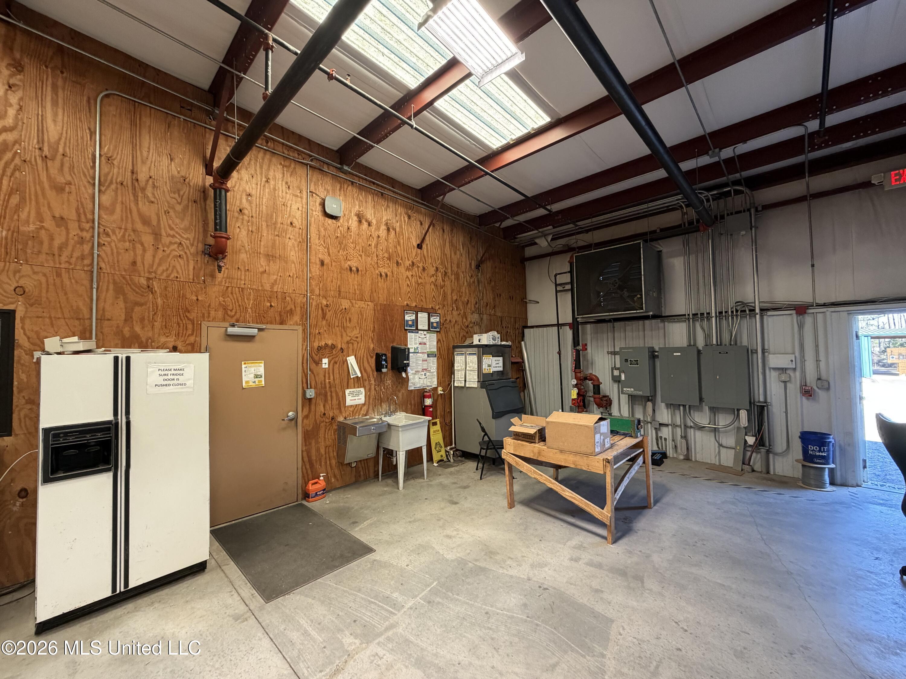 14049 Fastway Lane Property Photo 18