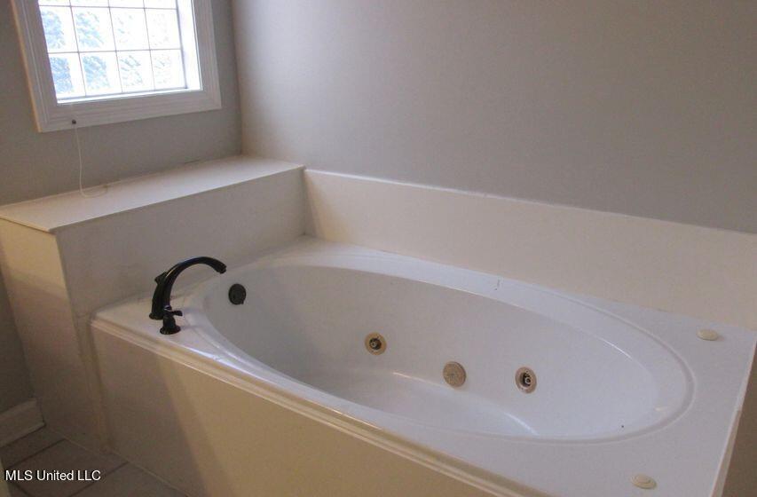201 Apple Blossom Circle Property Photo 12