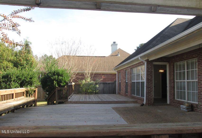 201 Apple Blossom Circle Property Photo 15
