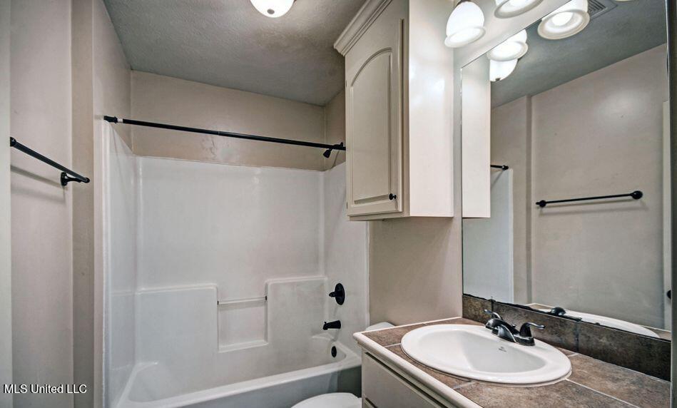 121 Millhouse Drive Property Photo 16