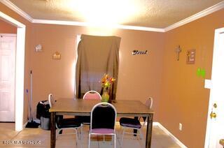 708 Beverly Drive Property Photo 9