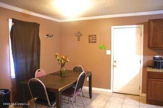 708 Beverly Drive Property Photo 10