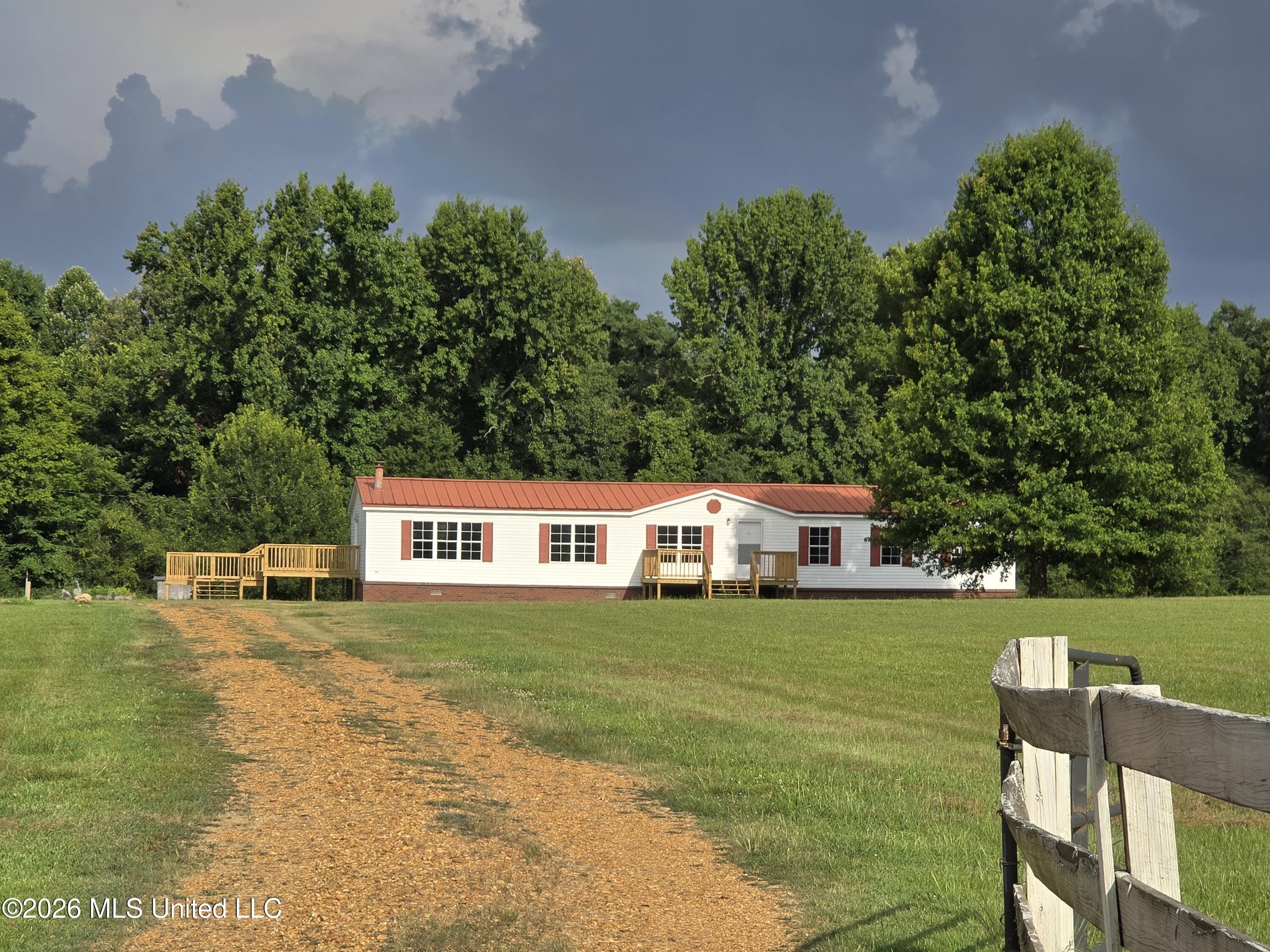 104 Baylor Road Property Photo 3
