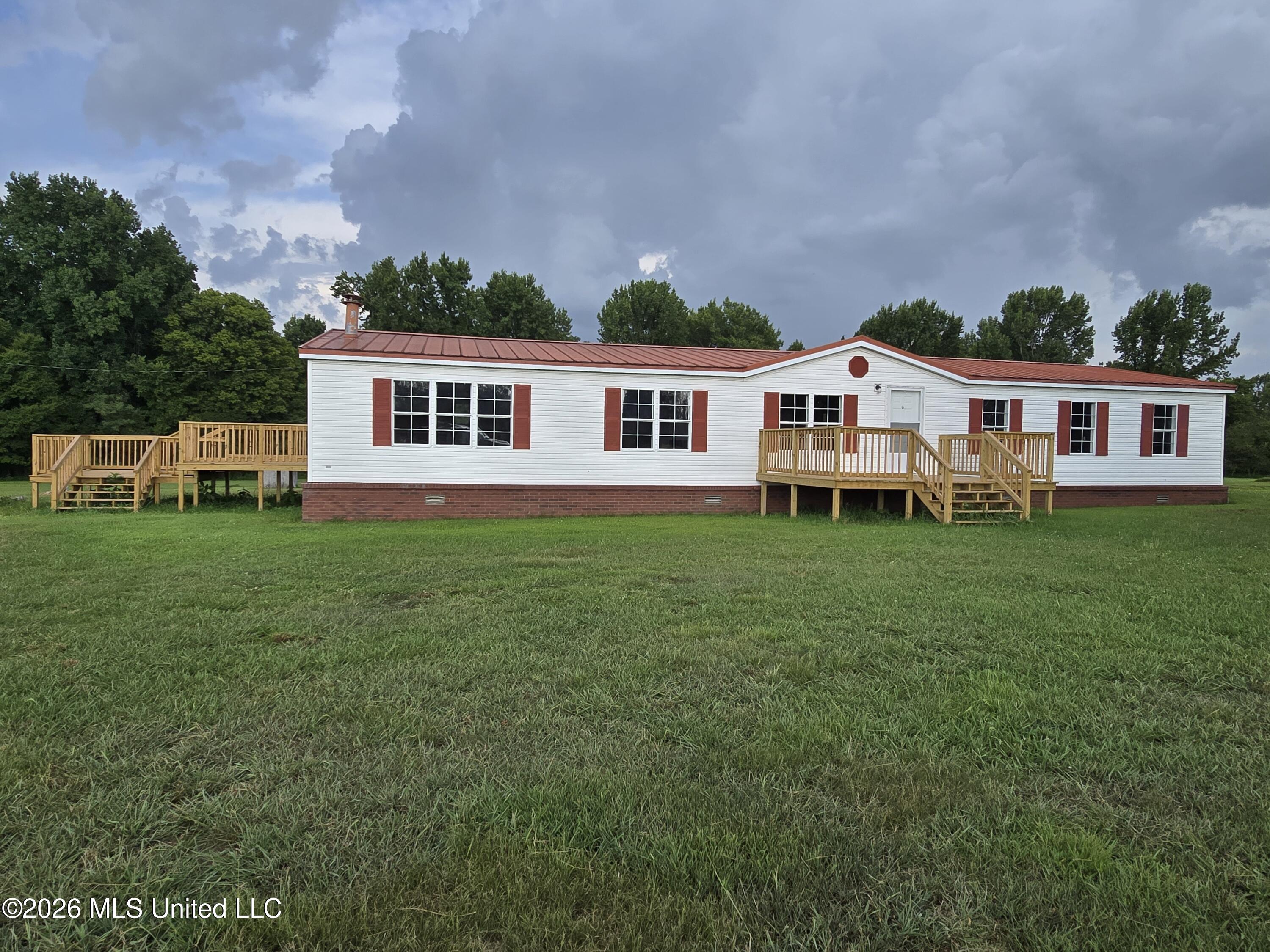 104 Baylor Road Property Photo 4