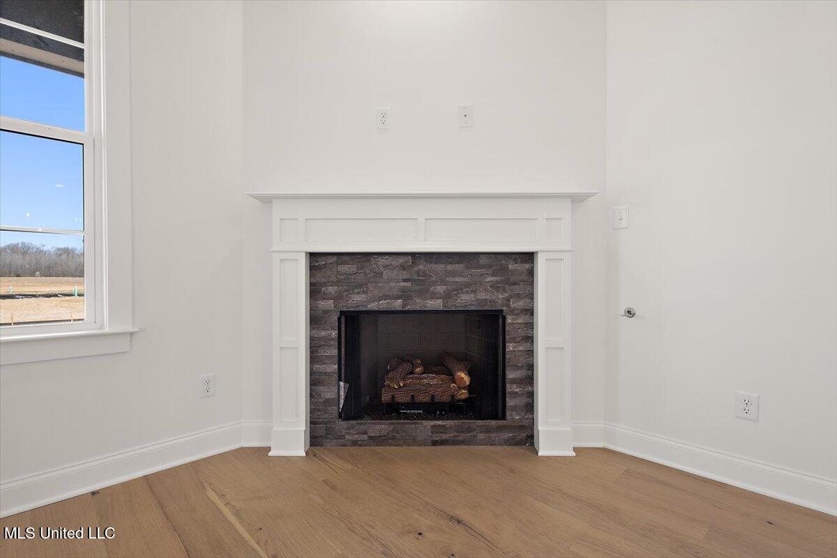 481 Sunflower Street Property Photo 6