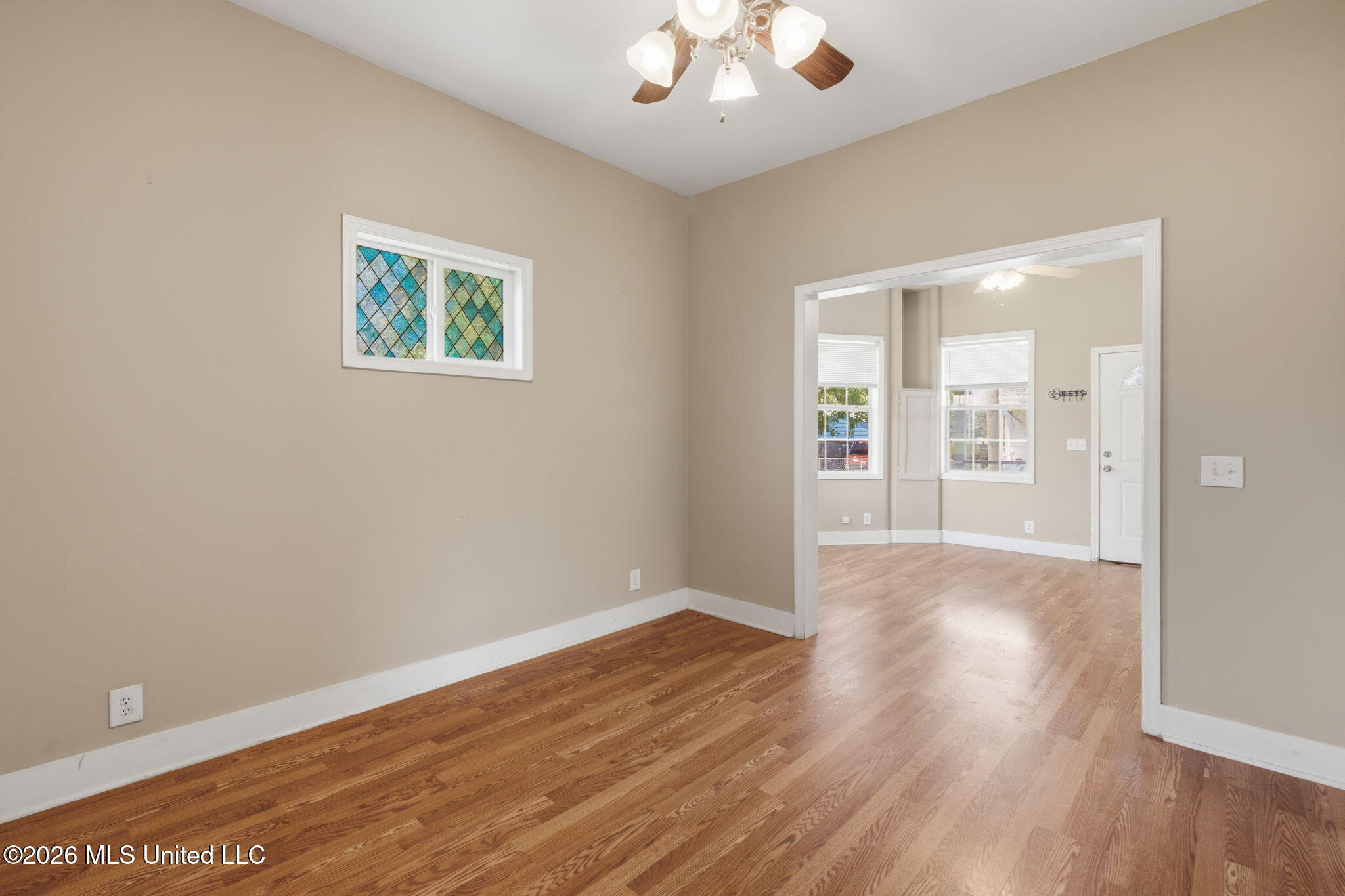372 Reynoir Street Property Photo 6
