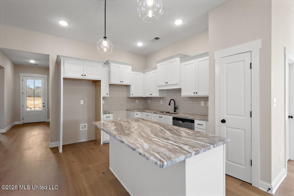 457 Sunflower Street Property Photo 11