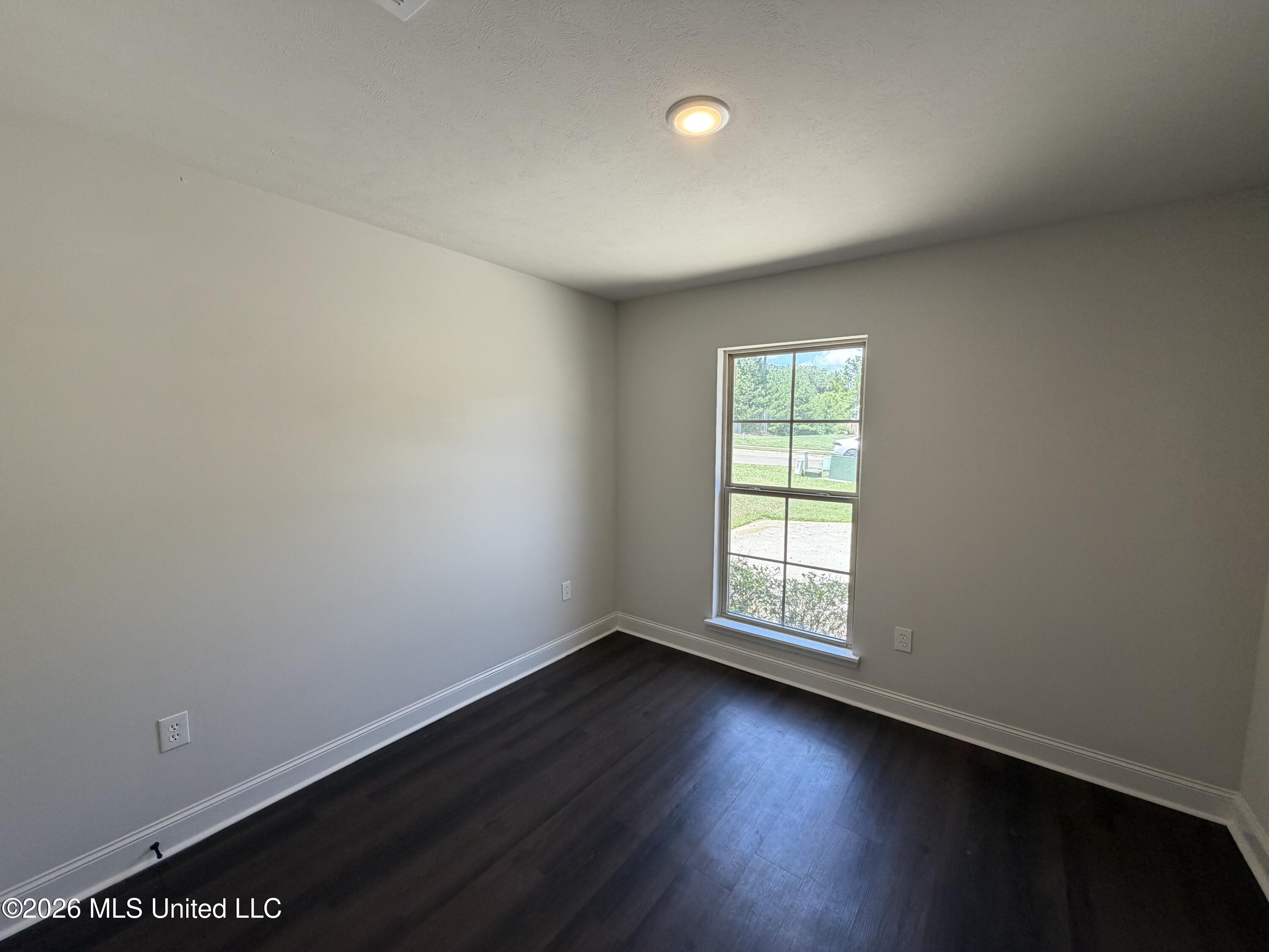 464 Silver Hill Drive Property Photo 15