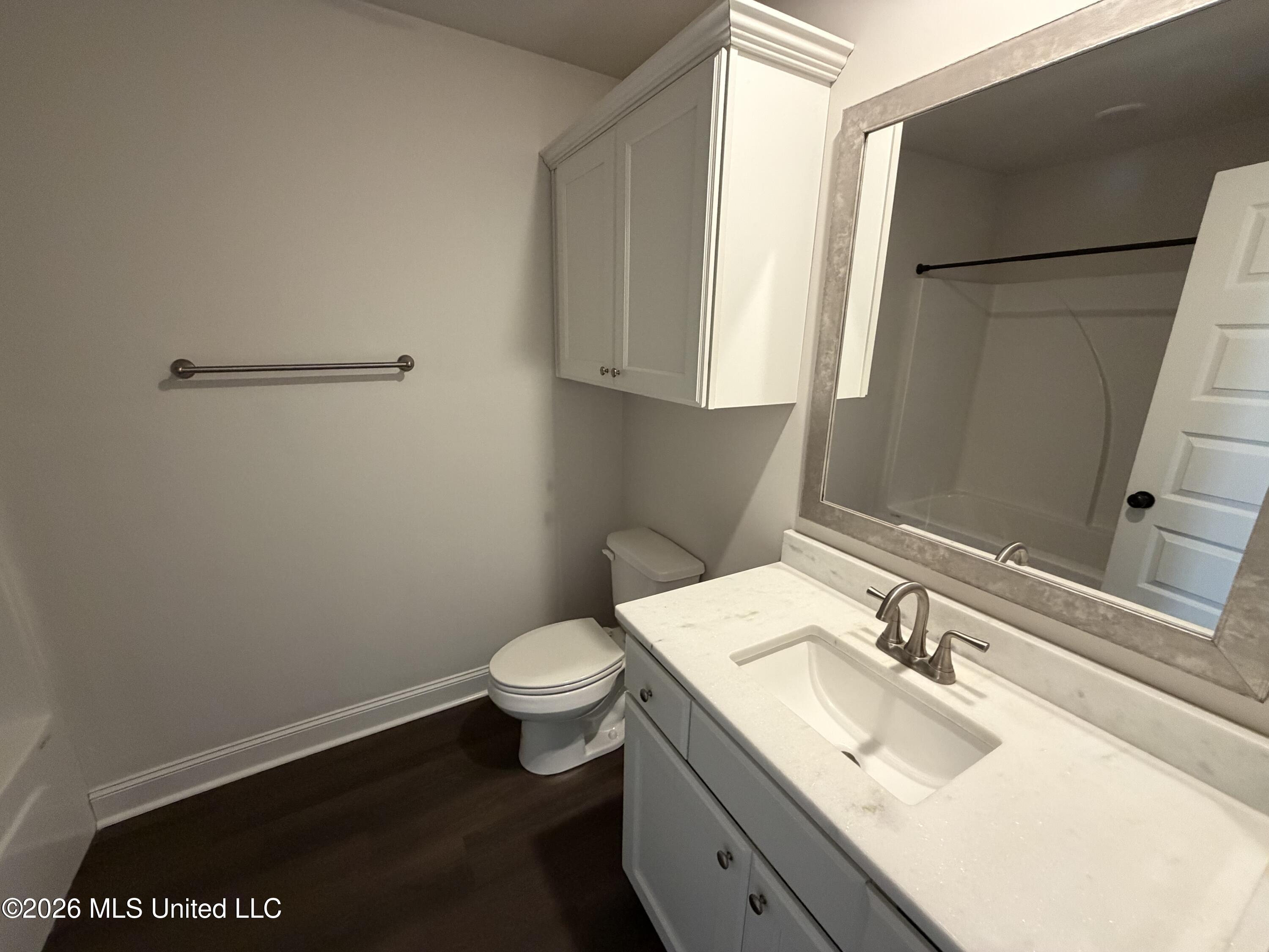 464 Silver Hill Drive Property Photo 16