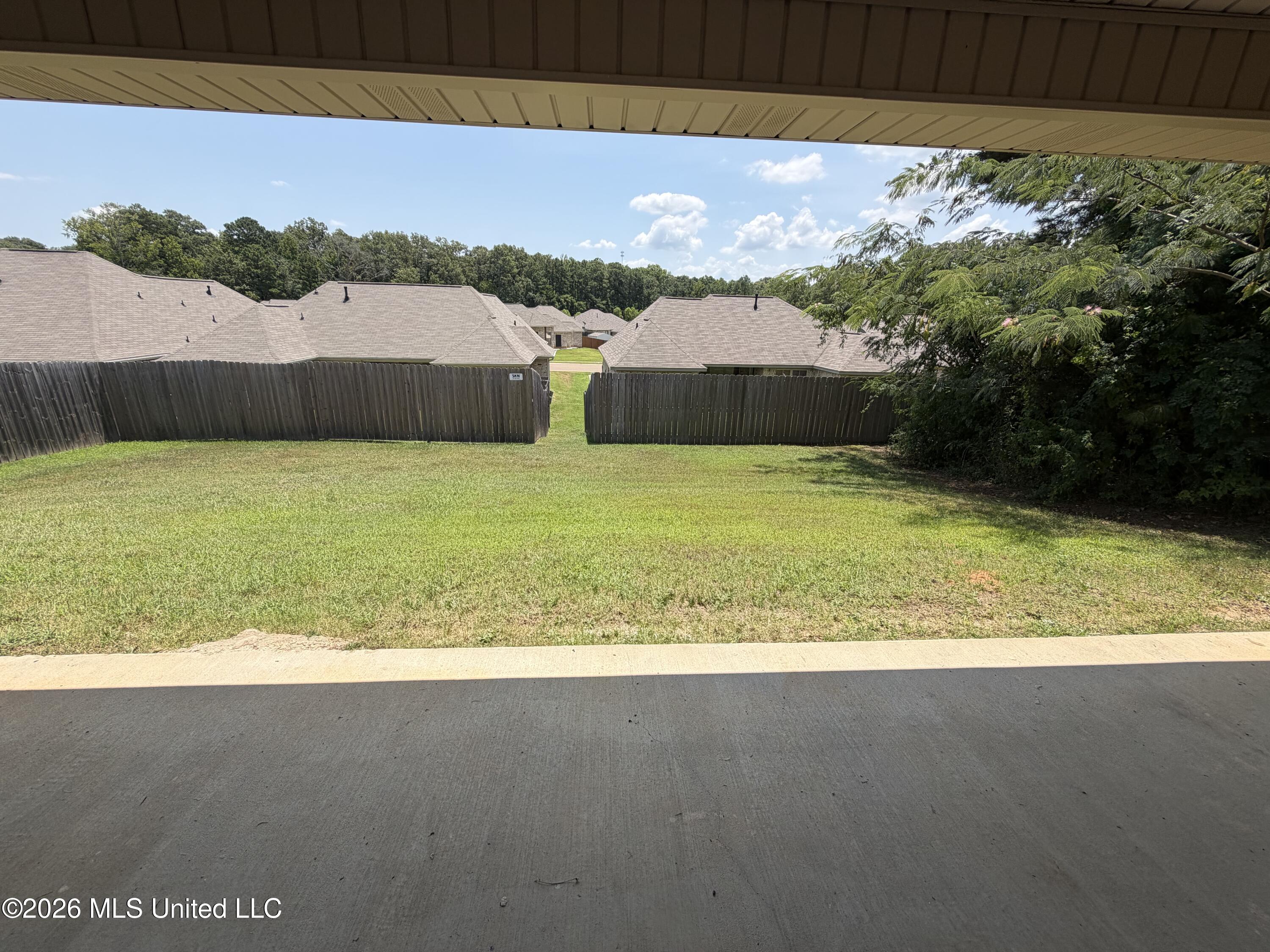 464 Silver Hill Drive Property Photo 18