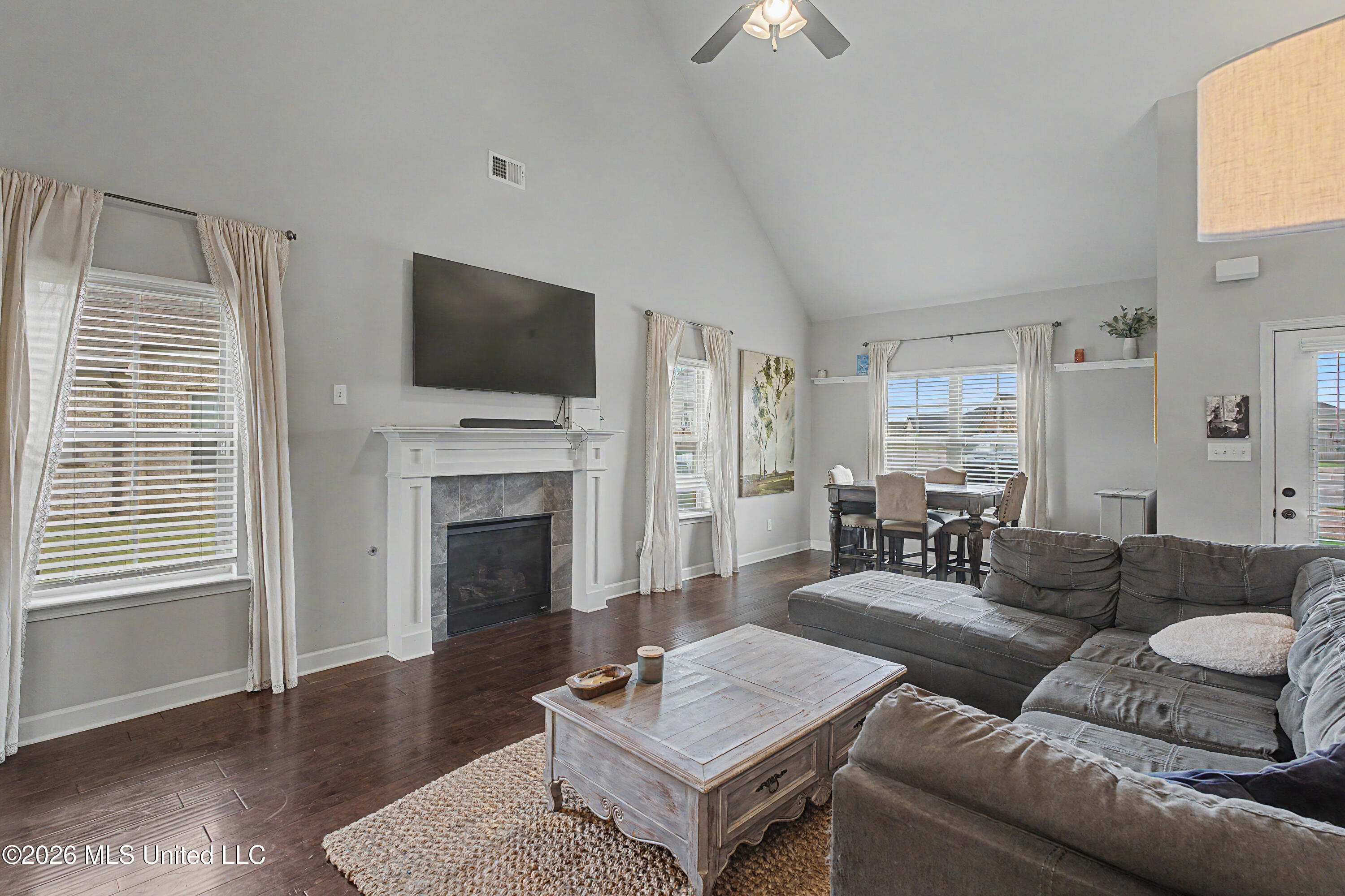 3572 Sabra Lane Property Photo 7