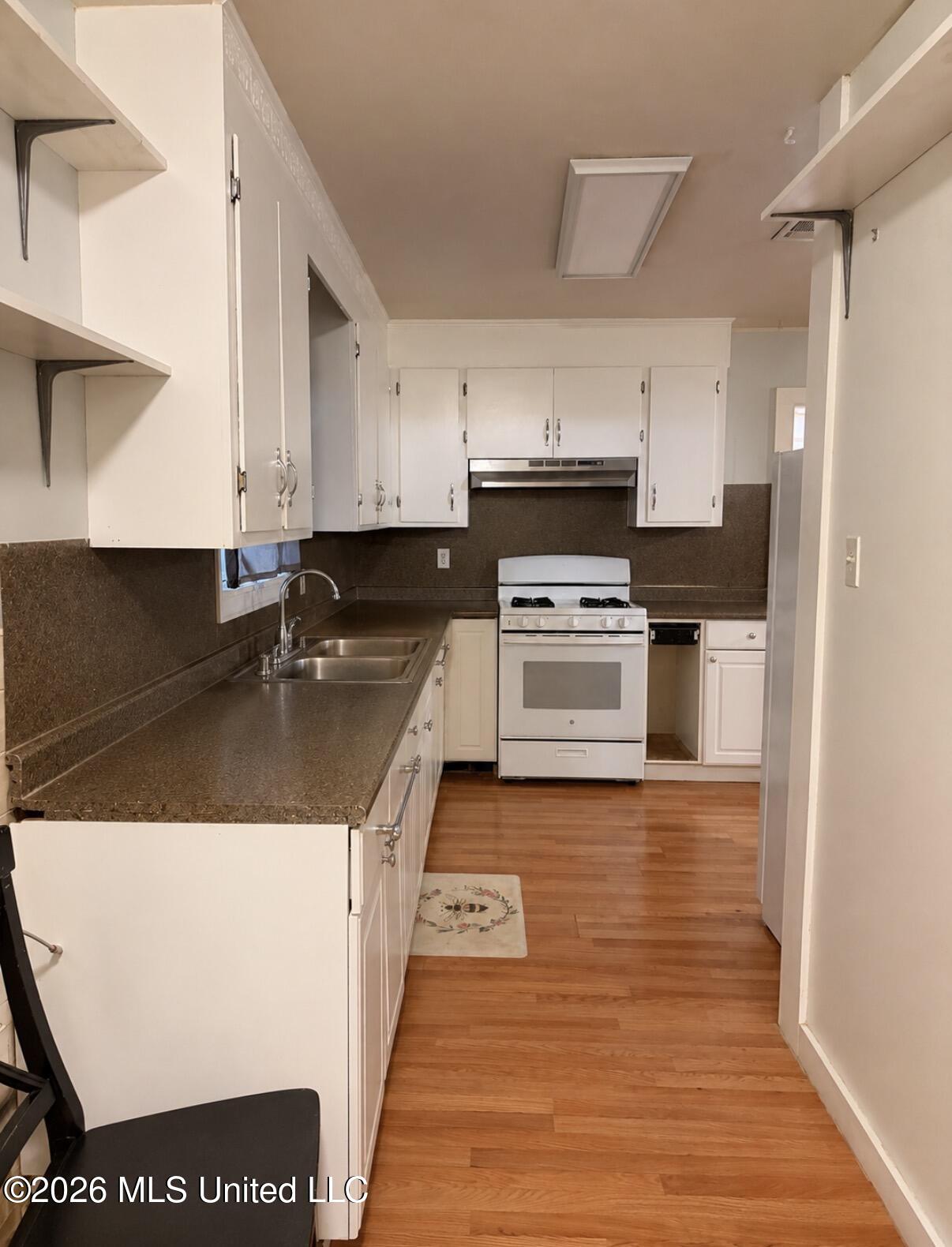 119 Shivers Street Property Photo 4