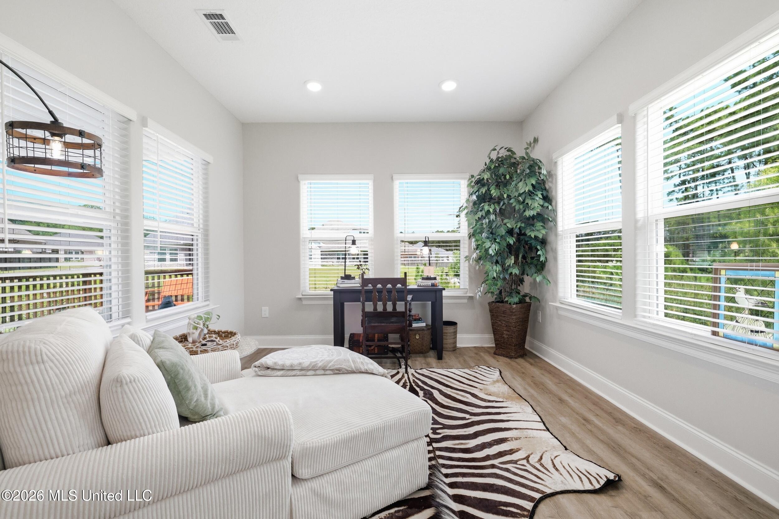 10691 Wren Grove Property Photo 17