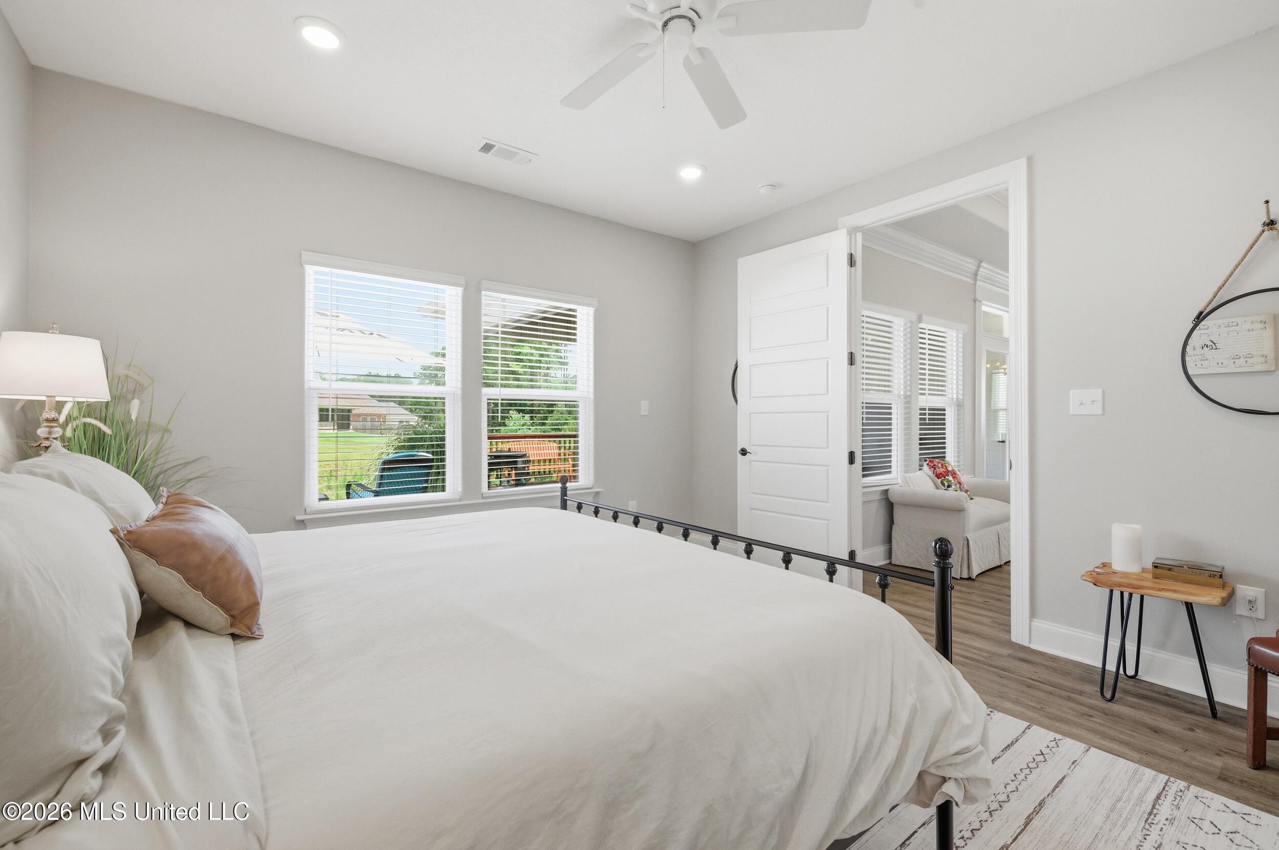 10691 Wren Grove Property Photo 32