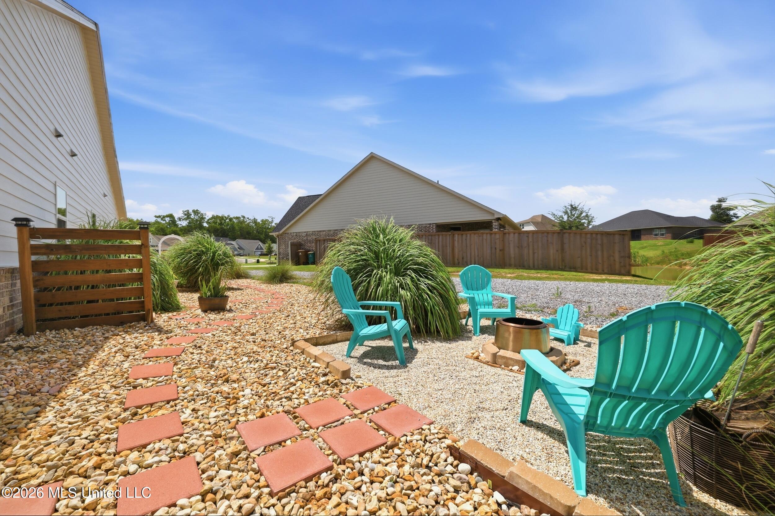 10691 Wren Grove Property Photo 49