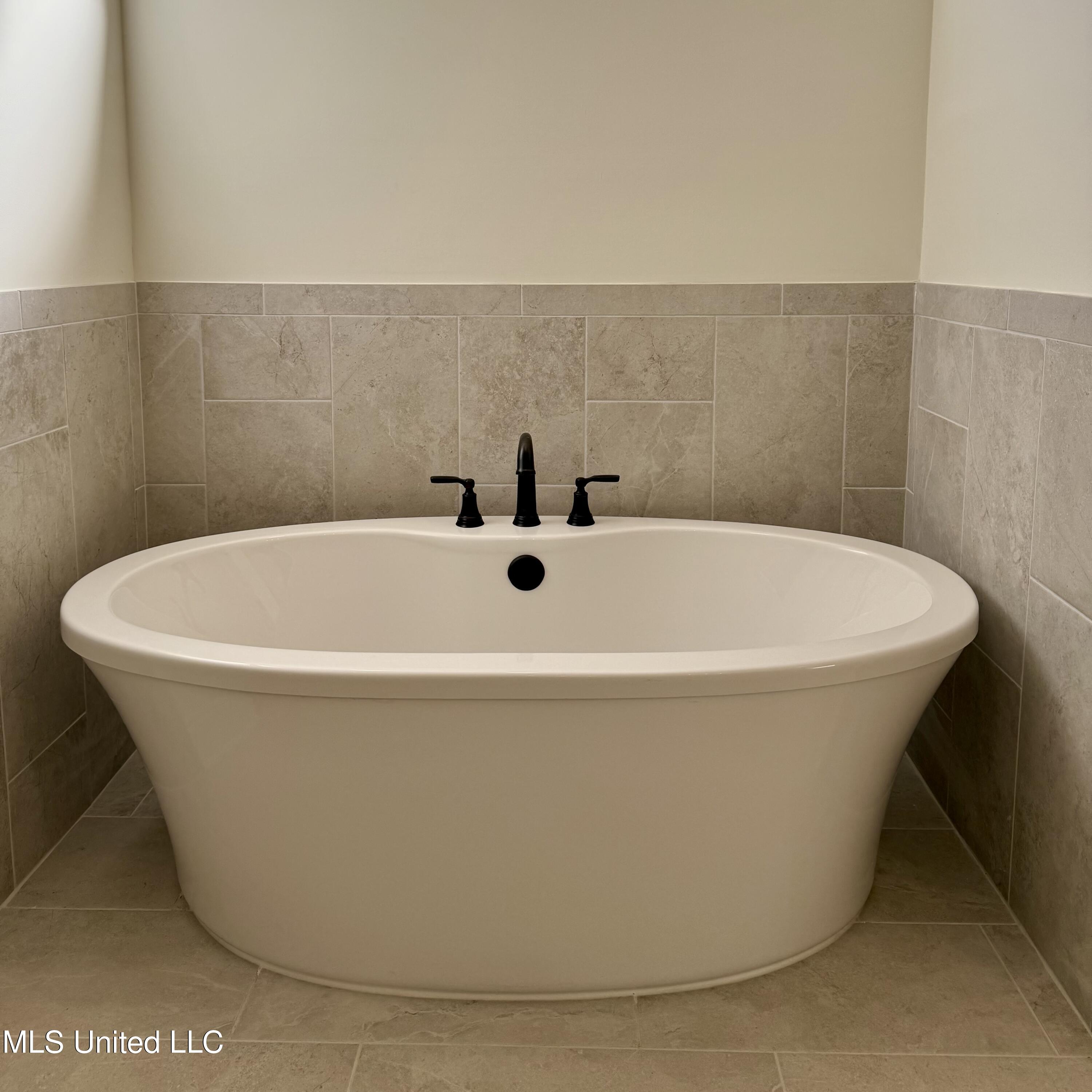 493 Sunflower Street Property Photo 19