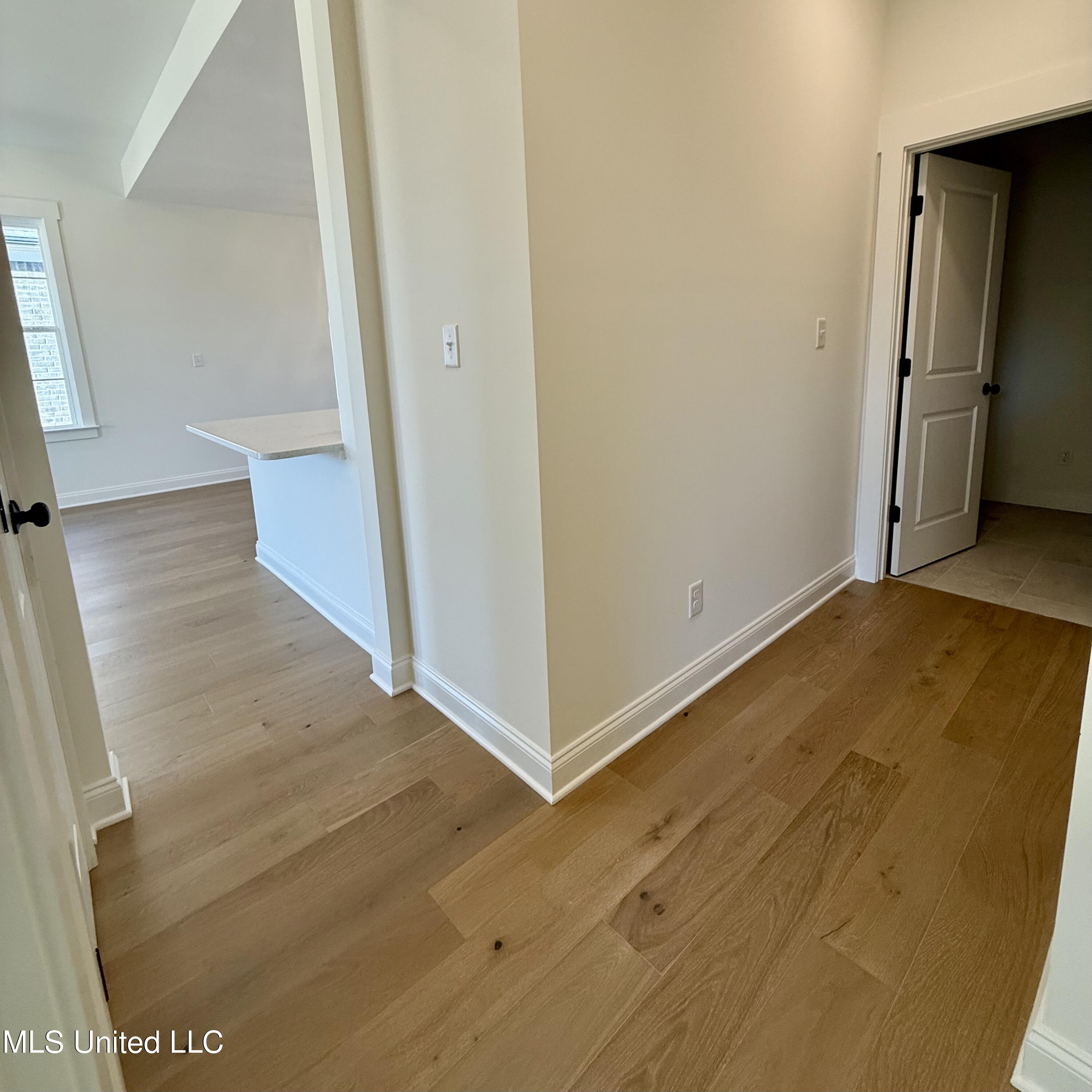 493 Sunflower Street Property Photo 23