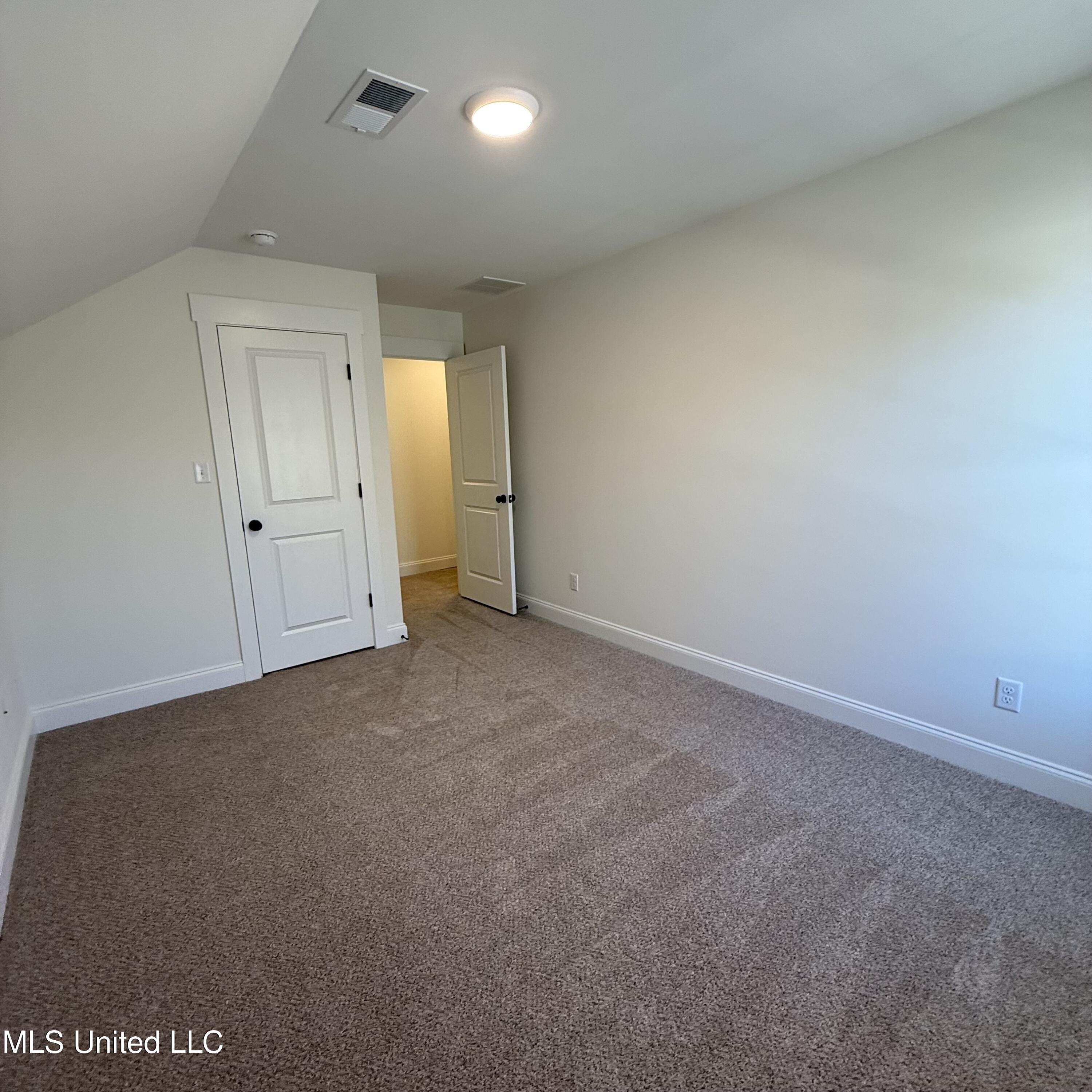 493 Sunflower Street Property Photo 25