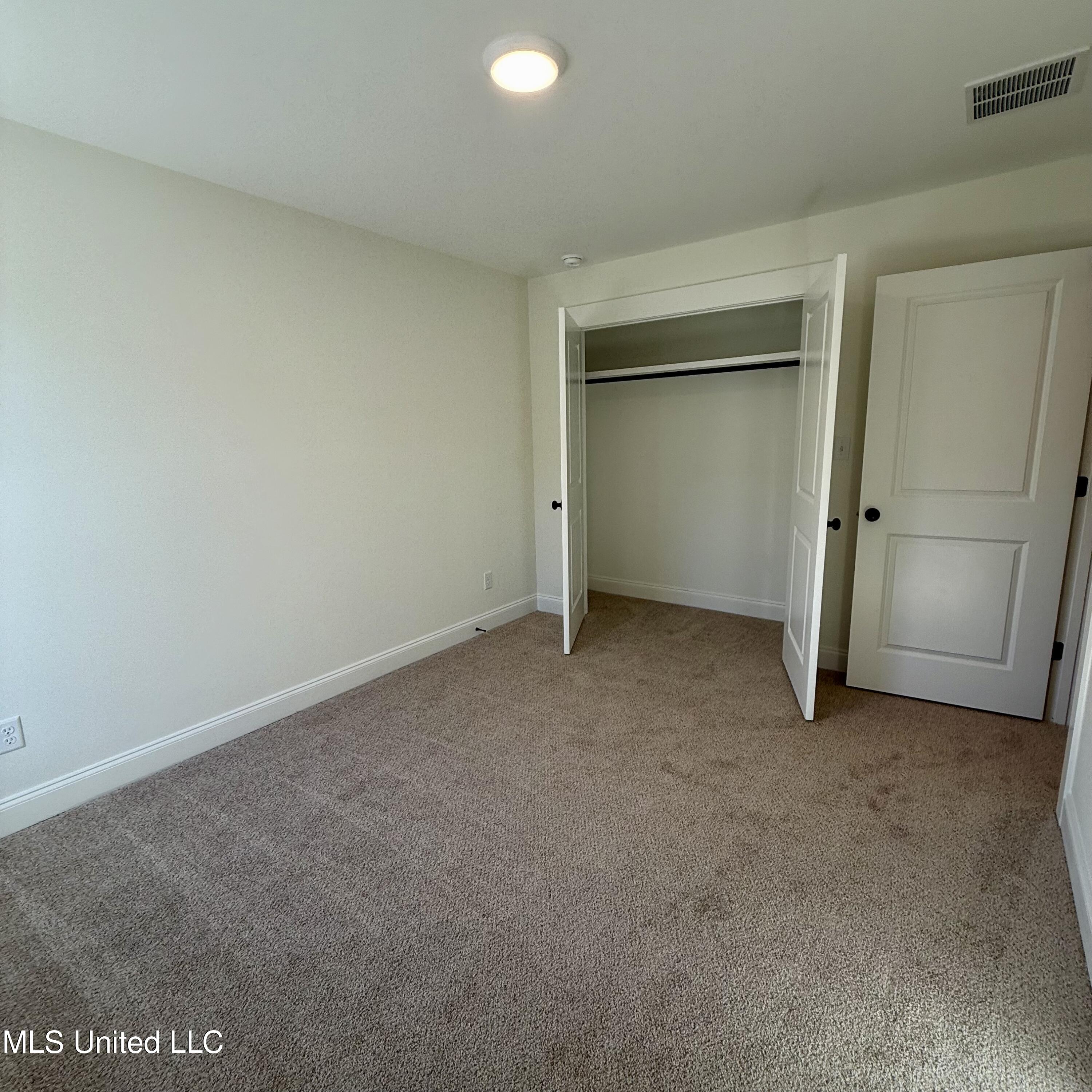 493 Sunflower Street Property Photo 27