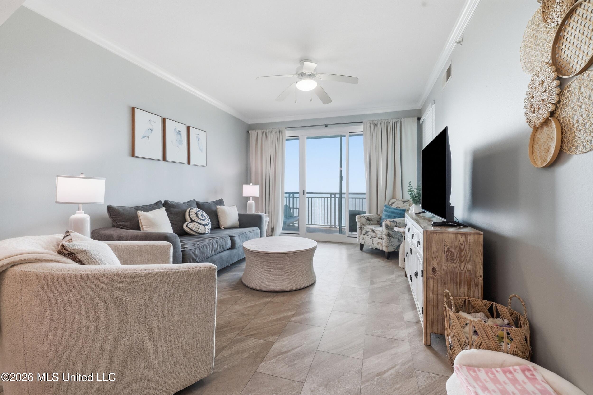 2228 Beach Drive Property Photo 7