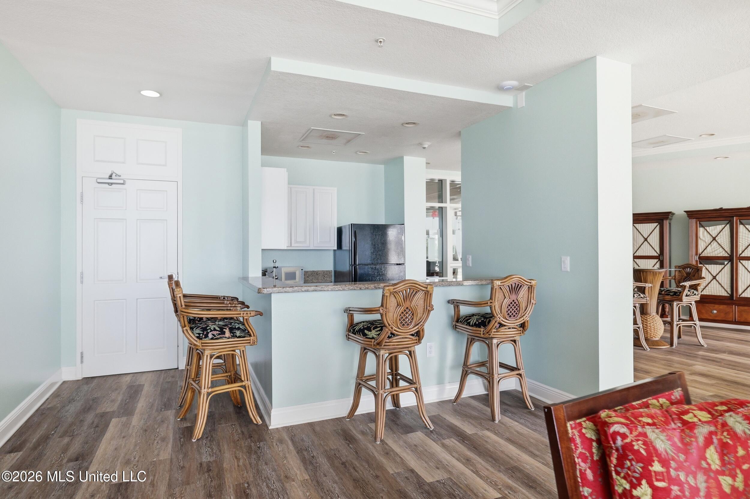 2228 Beach Drive Property Photo 41
