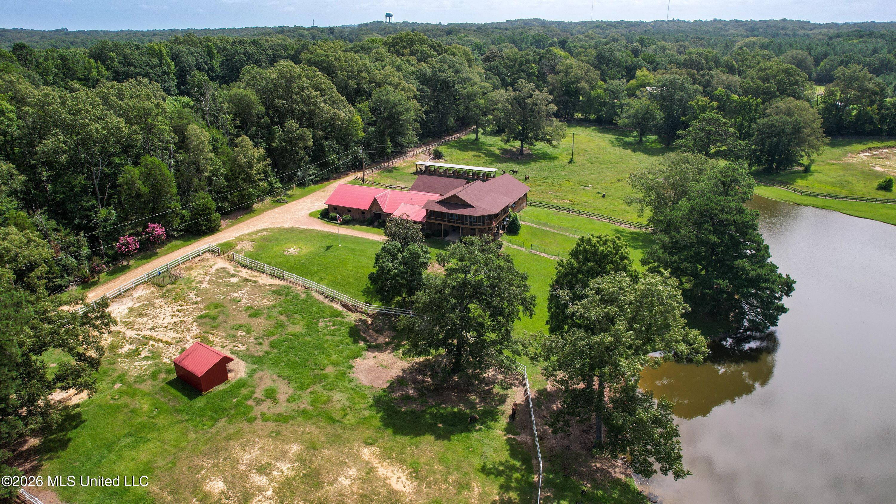 15555 Highway 18 Property Photo 2