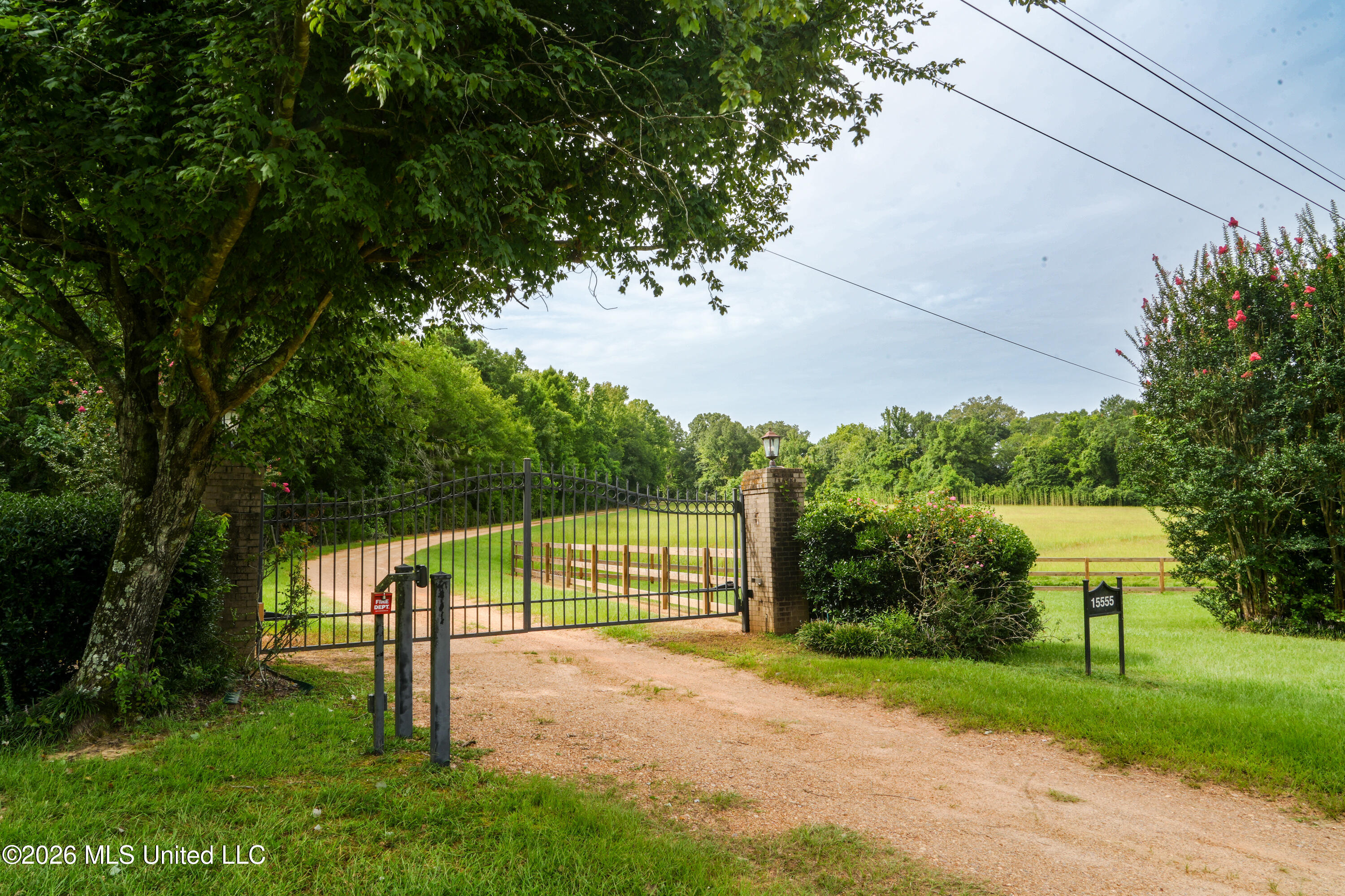 15555 Highway 18 Property Photo 4