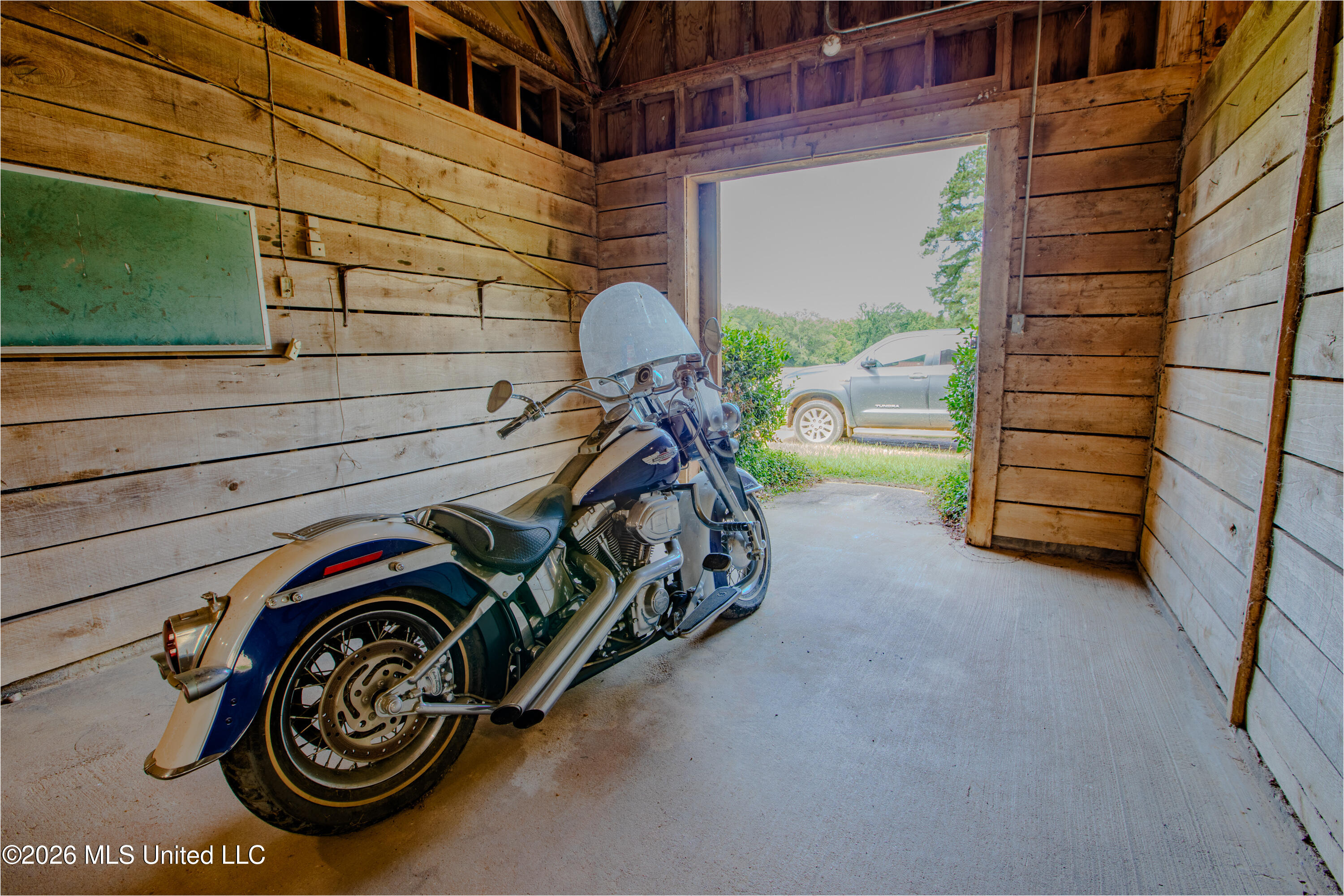 15555 Highway 18 Property Photo 34