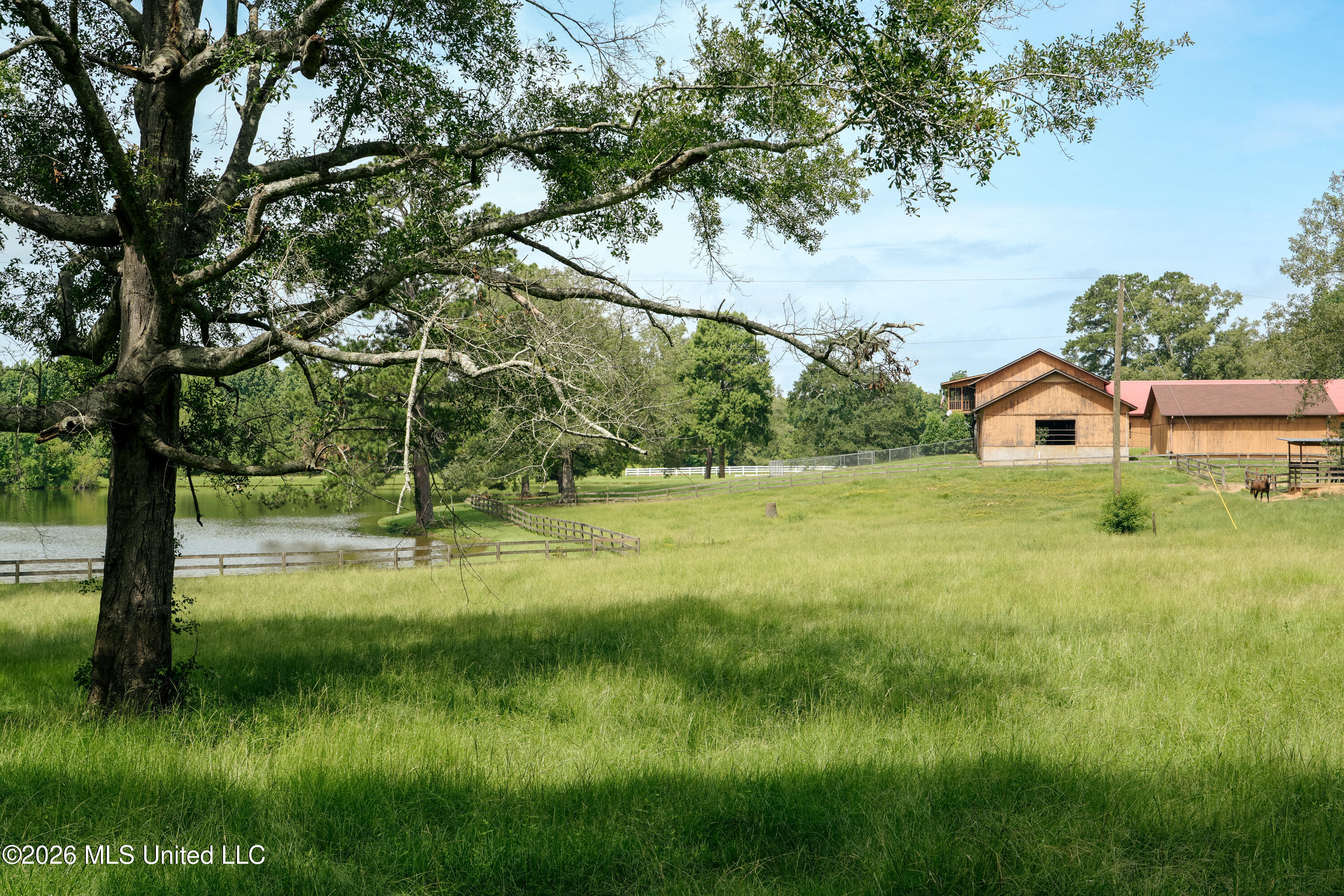 15555 Highway 18 Property Photo 43