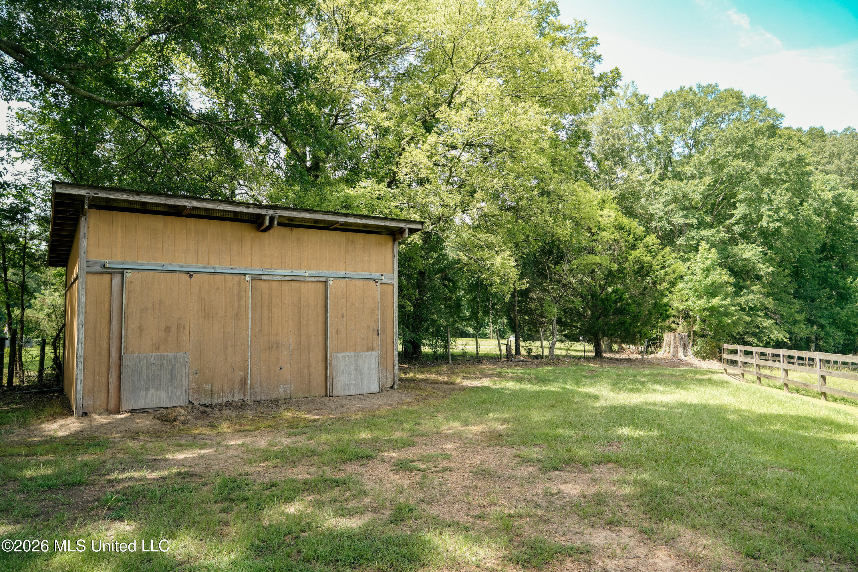 15555 Highway 18 Property Photo 44