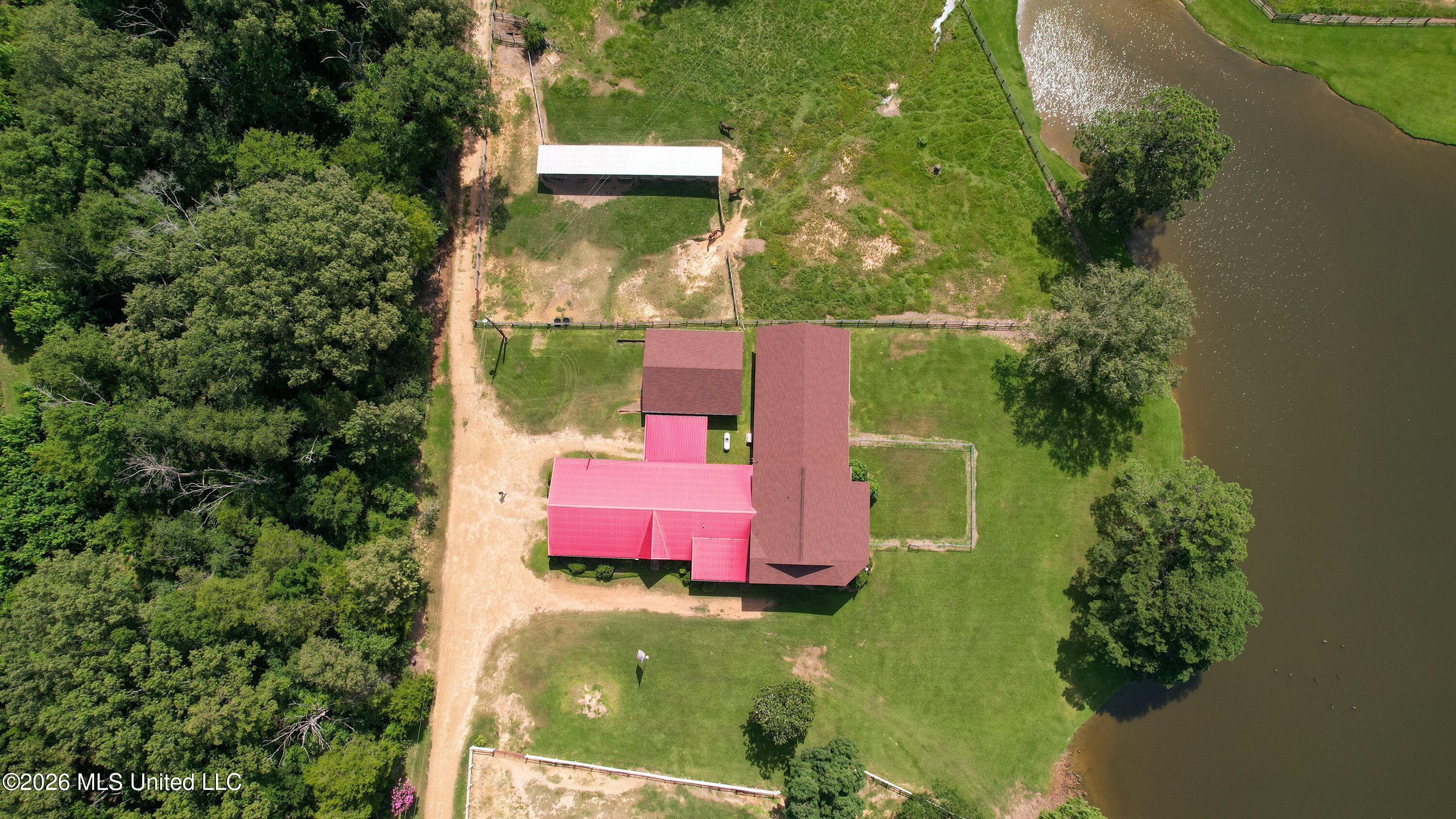 15555 Highway 18 Property Photo 58